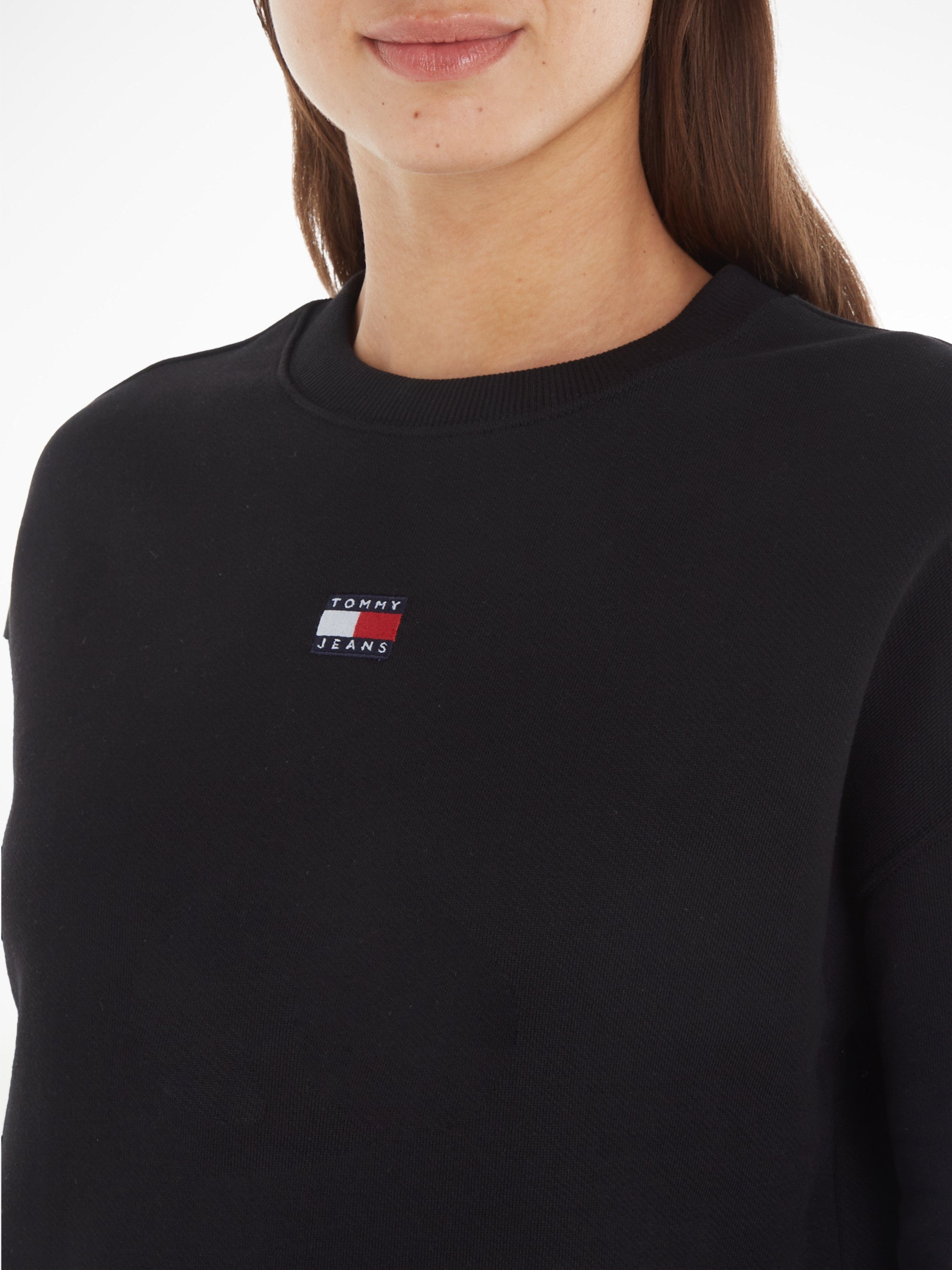 TOMMY JEANS Sweatshirt TJW BXY BADGE met drop-shoulder design en logo aan de voorkant