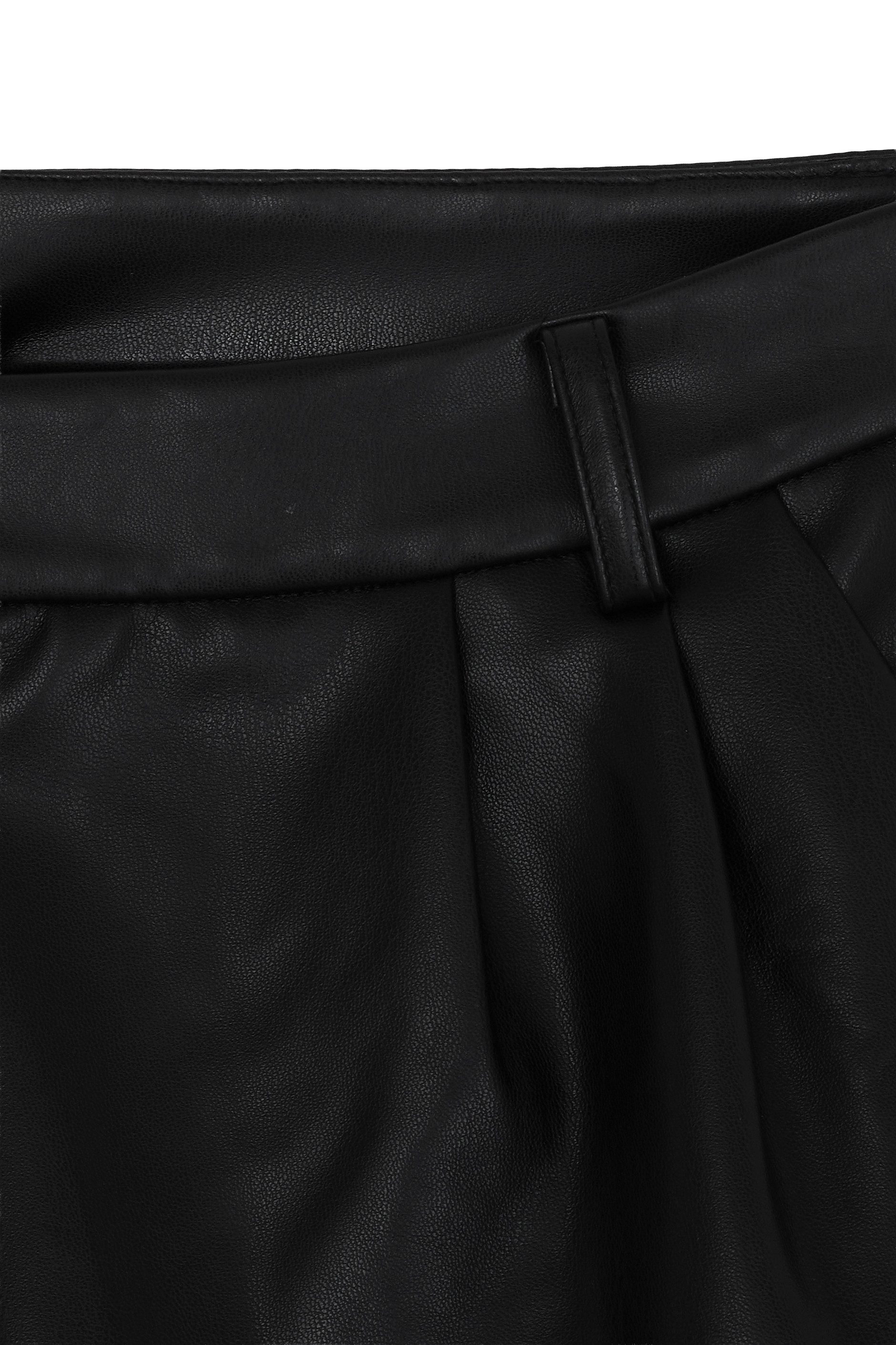 Only Short ONLSARAMY FAUX LEATHER SHORTS OY OTW