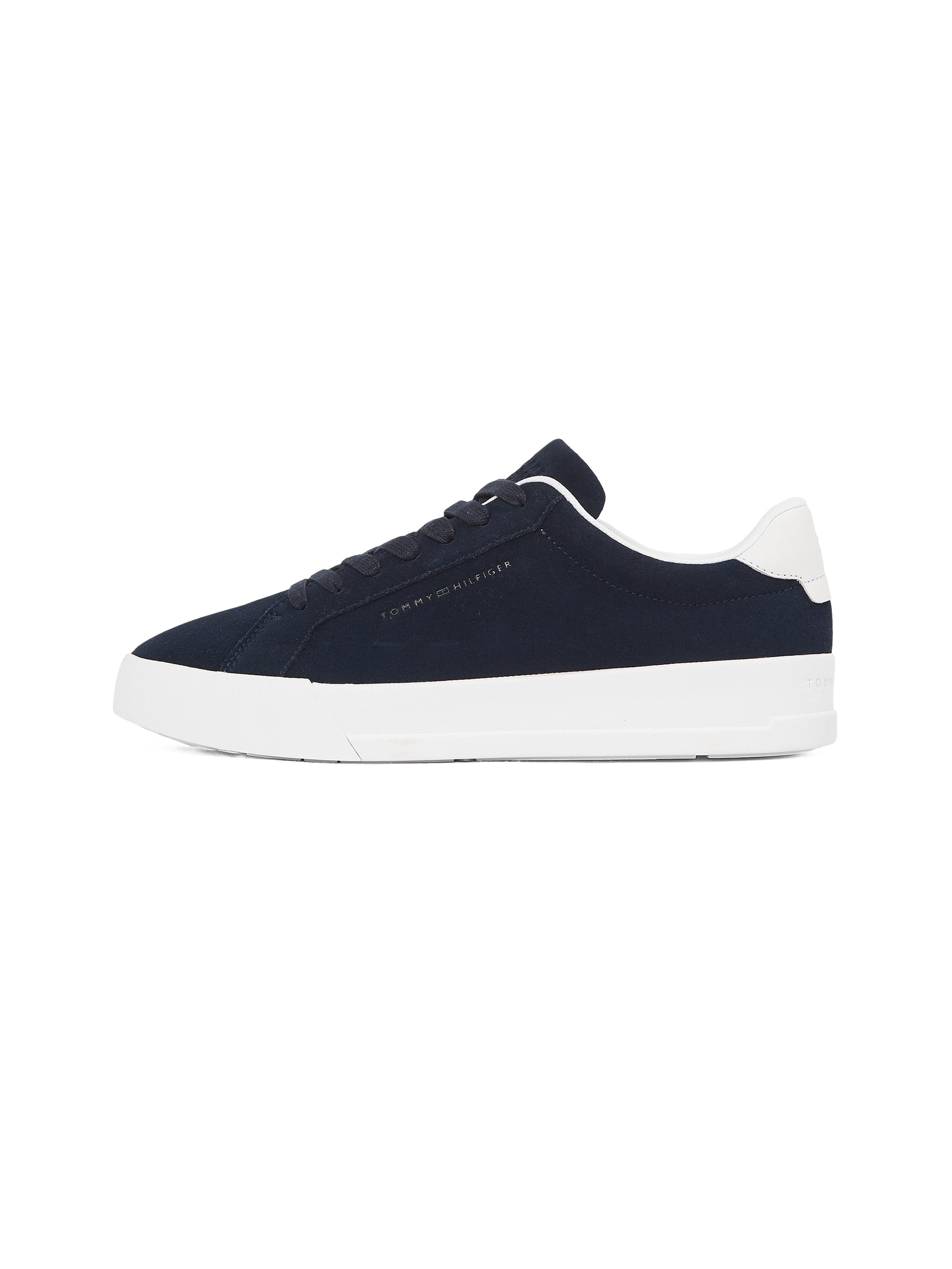 Tommy Hilfiger Plateausneakers TH COURT BETTER SUEDE vrijetijdsschoen, lage schoen, veterschoen met zijlogo