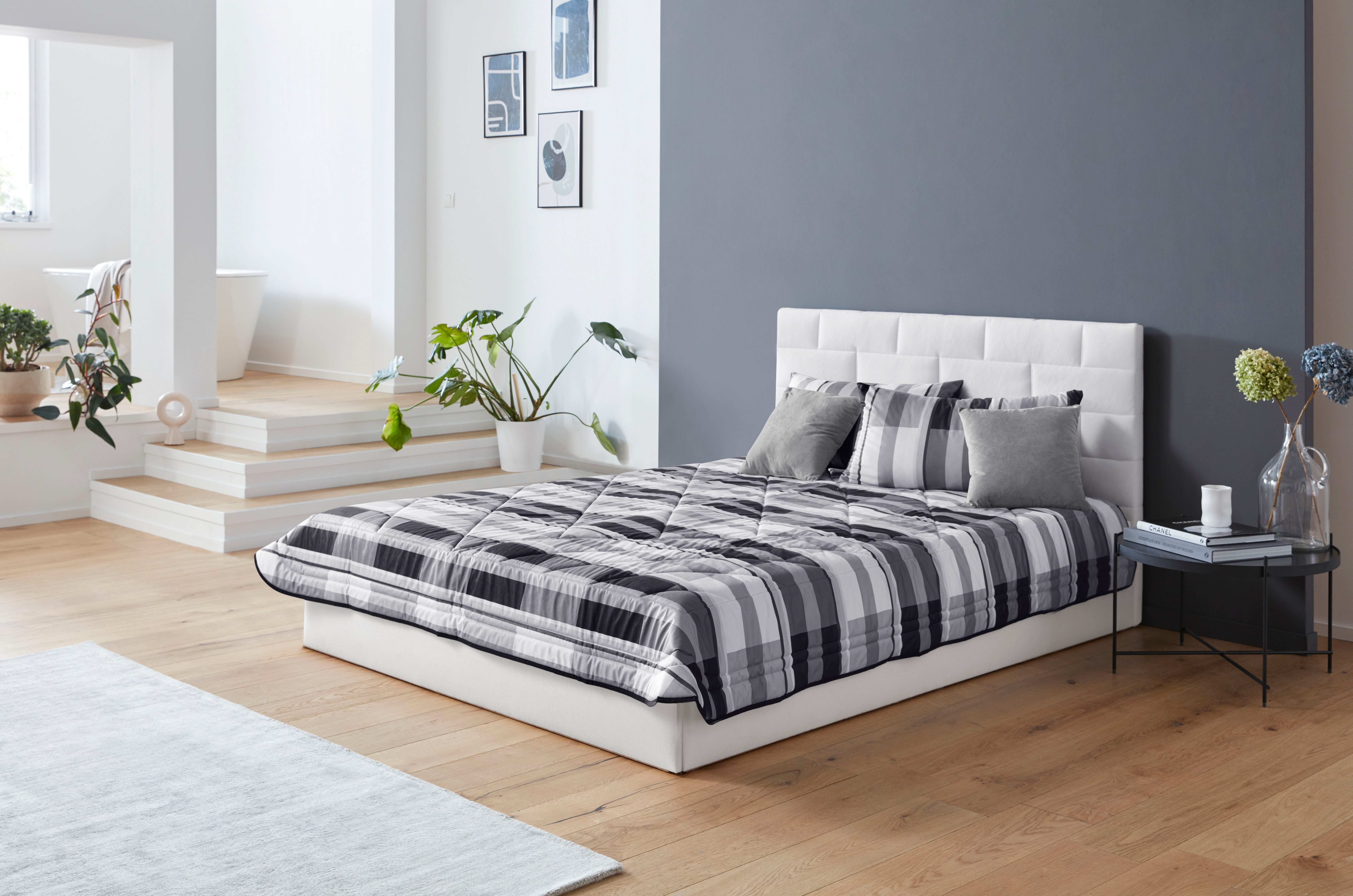 Westfalia Polsterbetten Gestoffeerd bed met bedkist bij uitvoering met matras