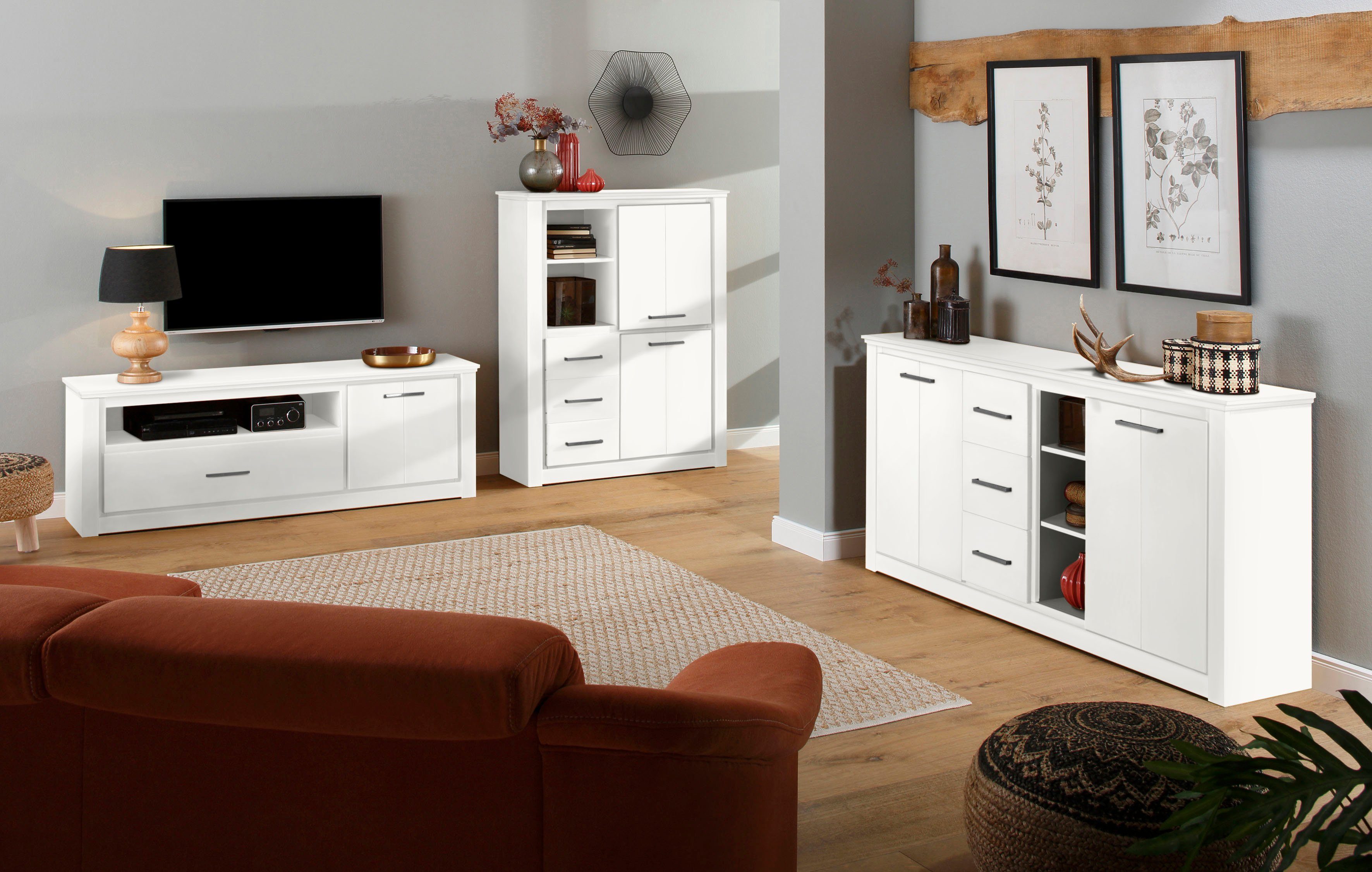 Home affaire Tv-meubel Celia Commode met een mooie houtstructuur en edele metalen grepen