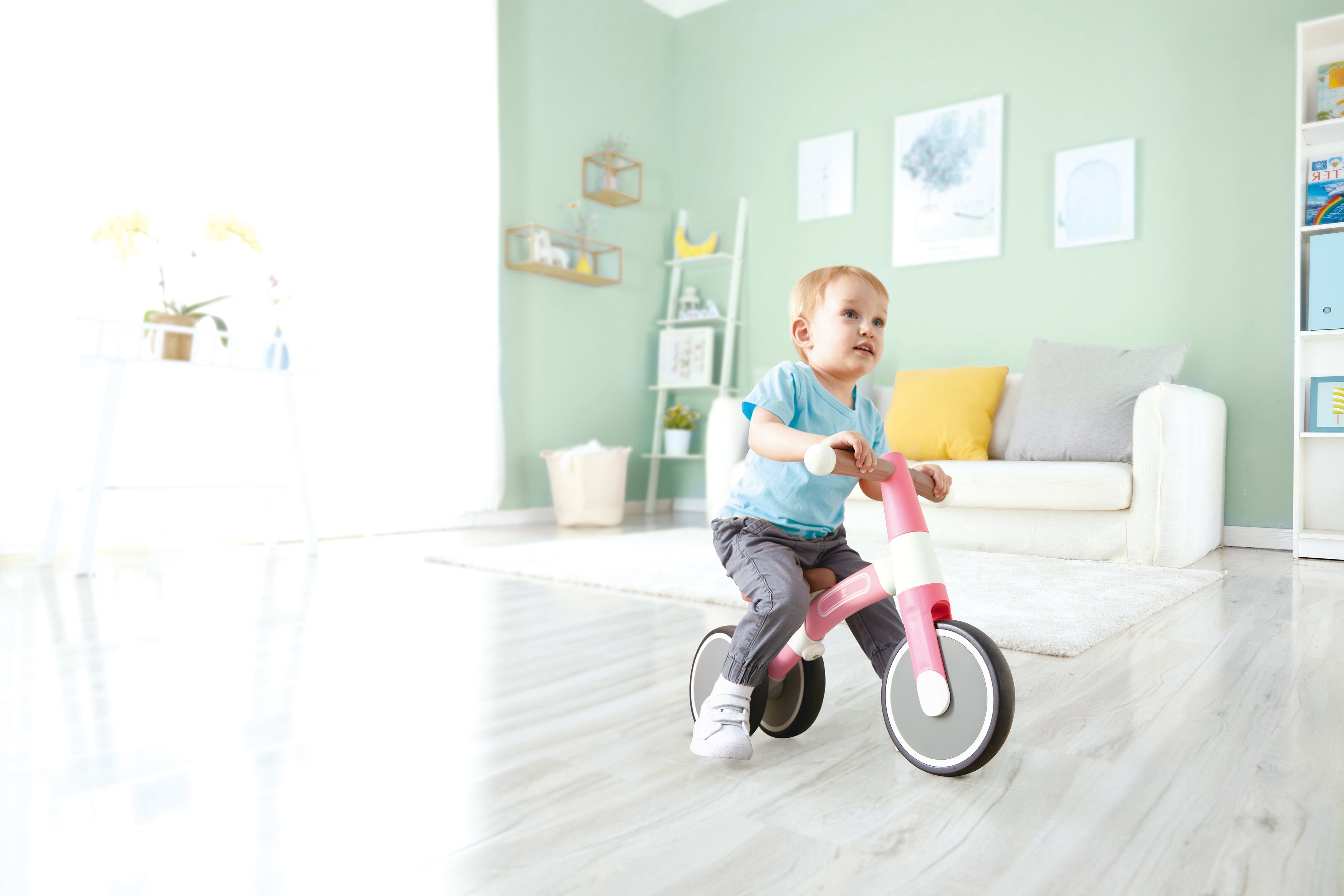 Hape Driewieler Mijn eerste loop-driewieler, roze