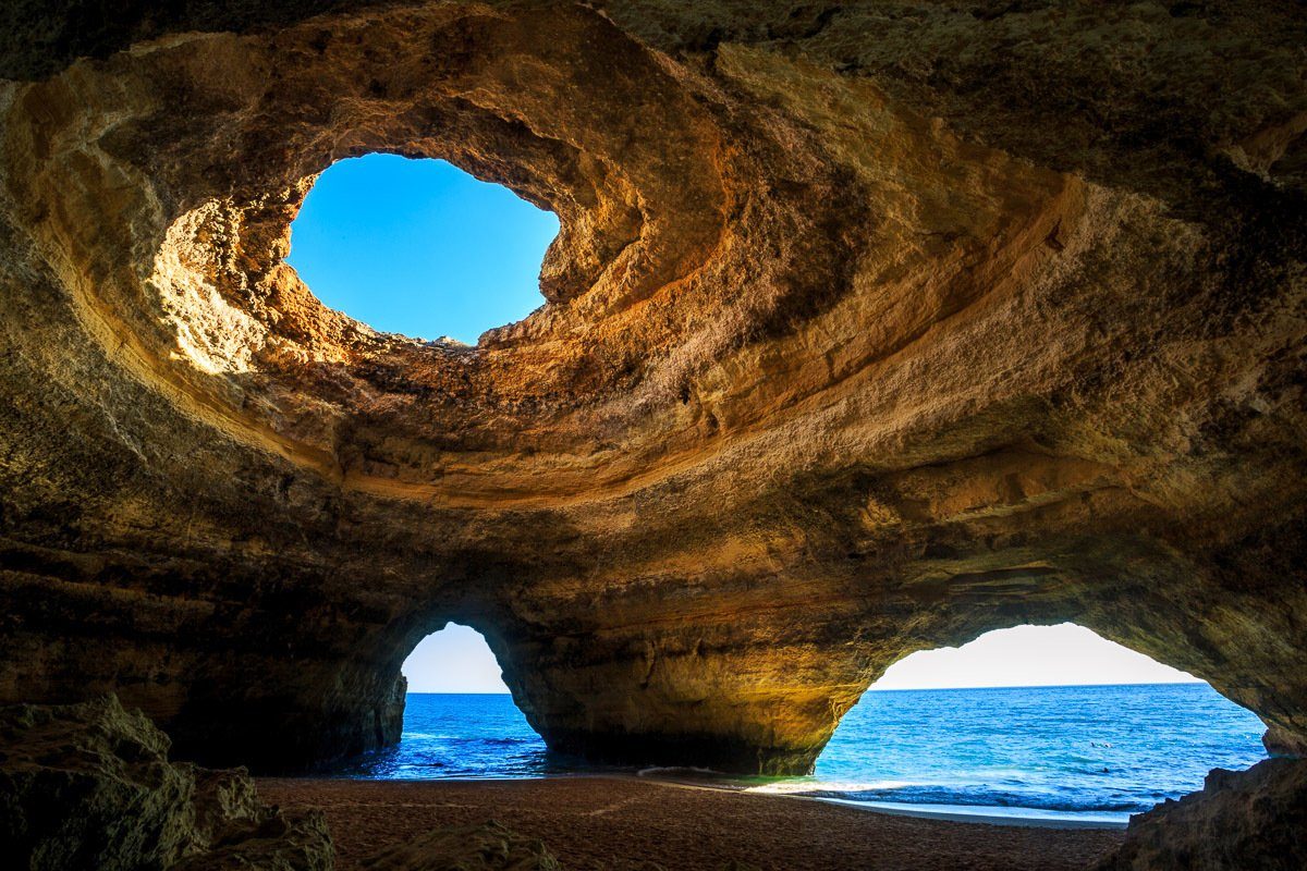 Papermoon Fotobehang Höhle in der Benagil-Algarve