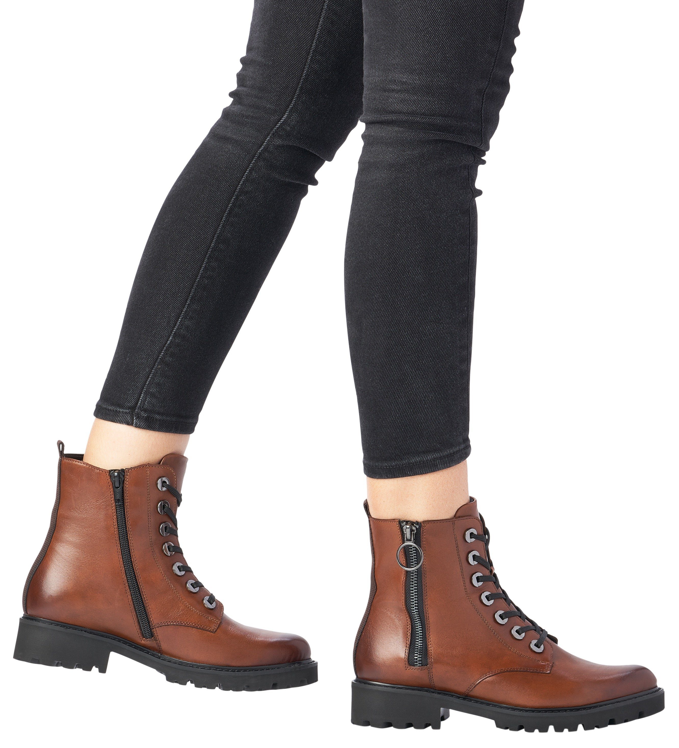 Remonte Veterlaarsjes blokhak, laarsjes, veterschoenen, flats in used look