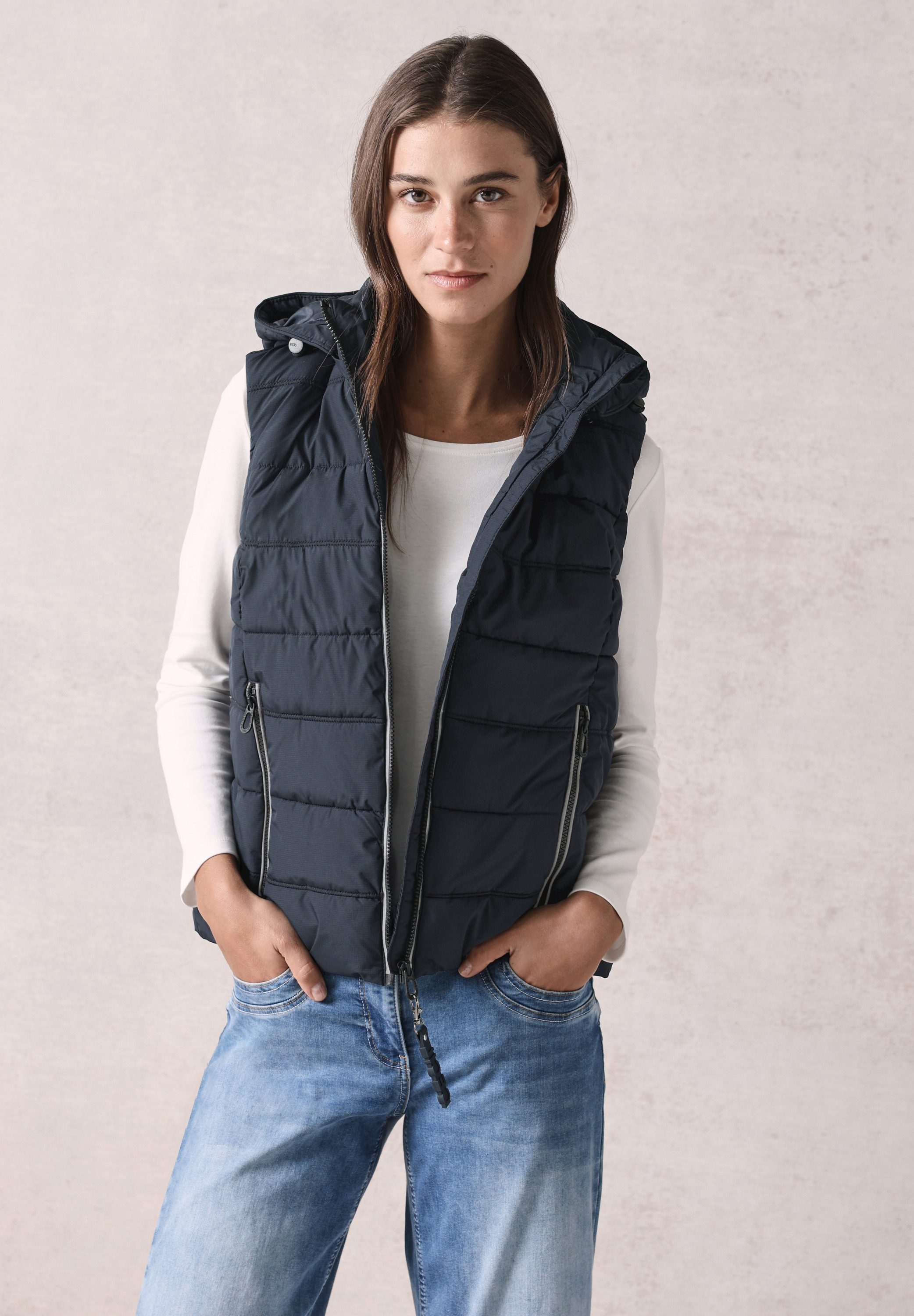 Cecil Bodywarmer warm gewatteerd, met reflecterende piping