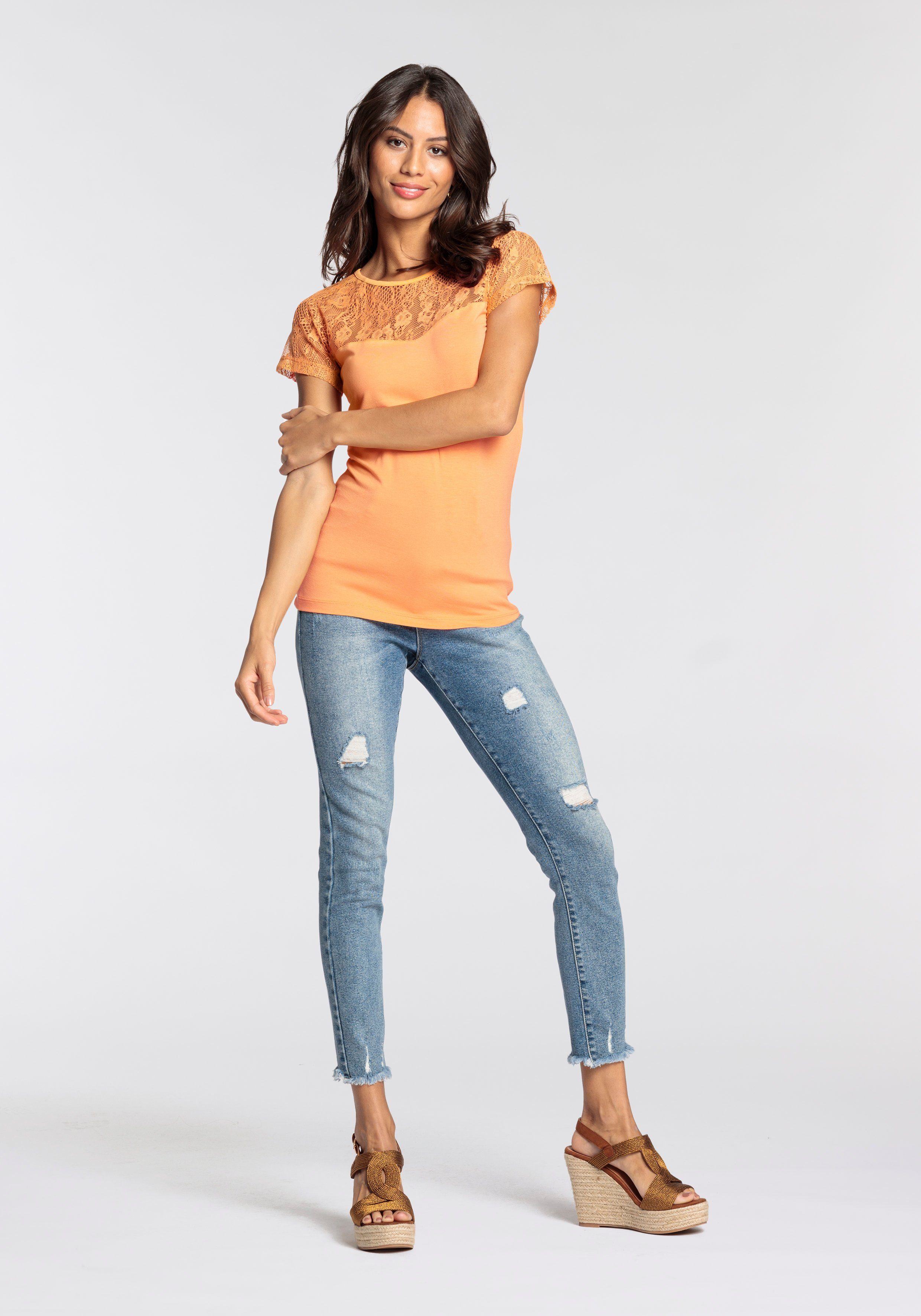 Melrose T-shirt met elegante kantdetails nieuwe collectie
