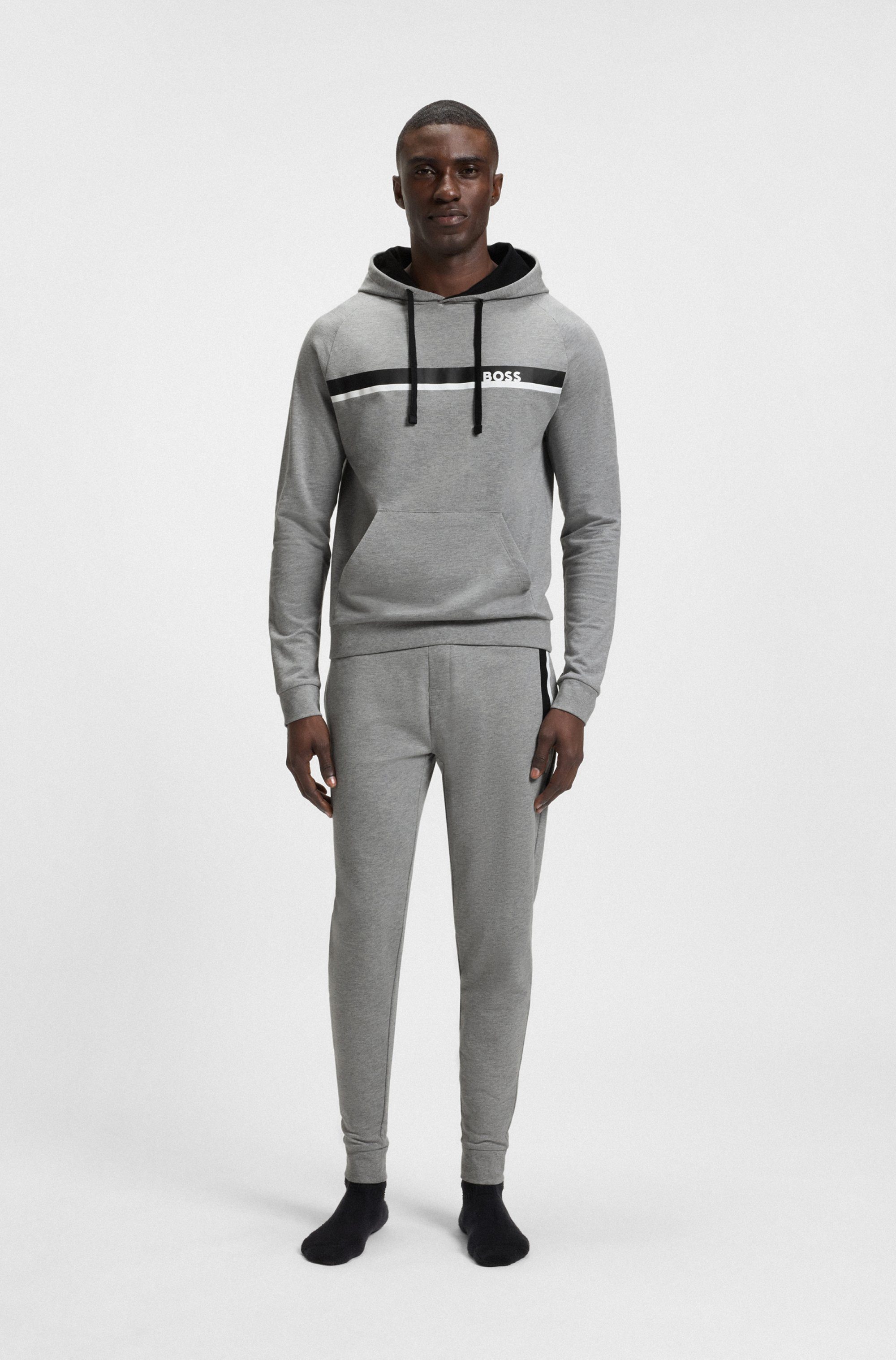 BOSS Sweatbroek Authentic Pan met logo-opschrift opzij