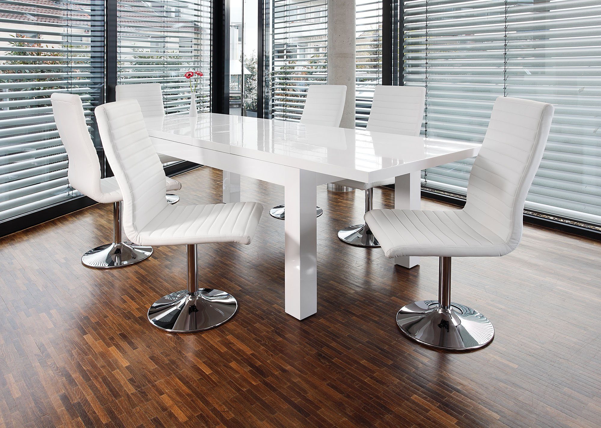 SalesFever Eettafel uit te breiden met insteekbladen