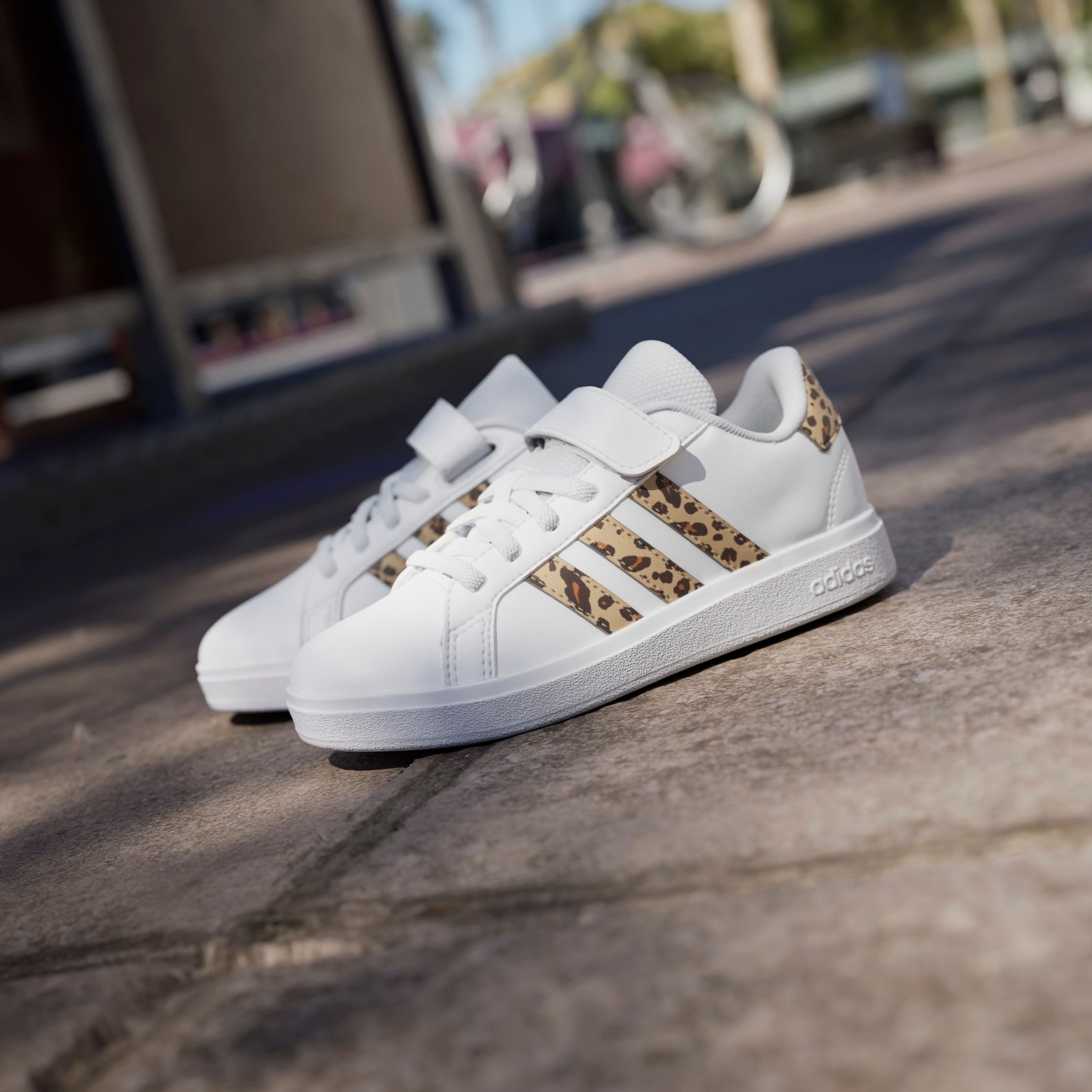 adidas Sportswear Sneakers GRAND COURT 2.0 KIDS Design geïnspireerd op de adidas Superstar
