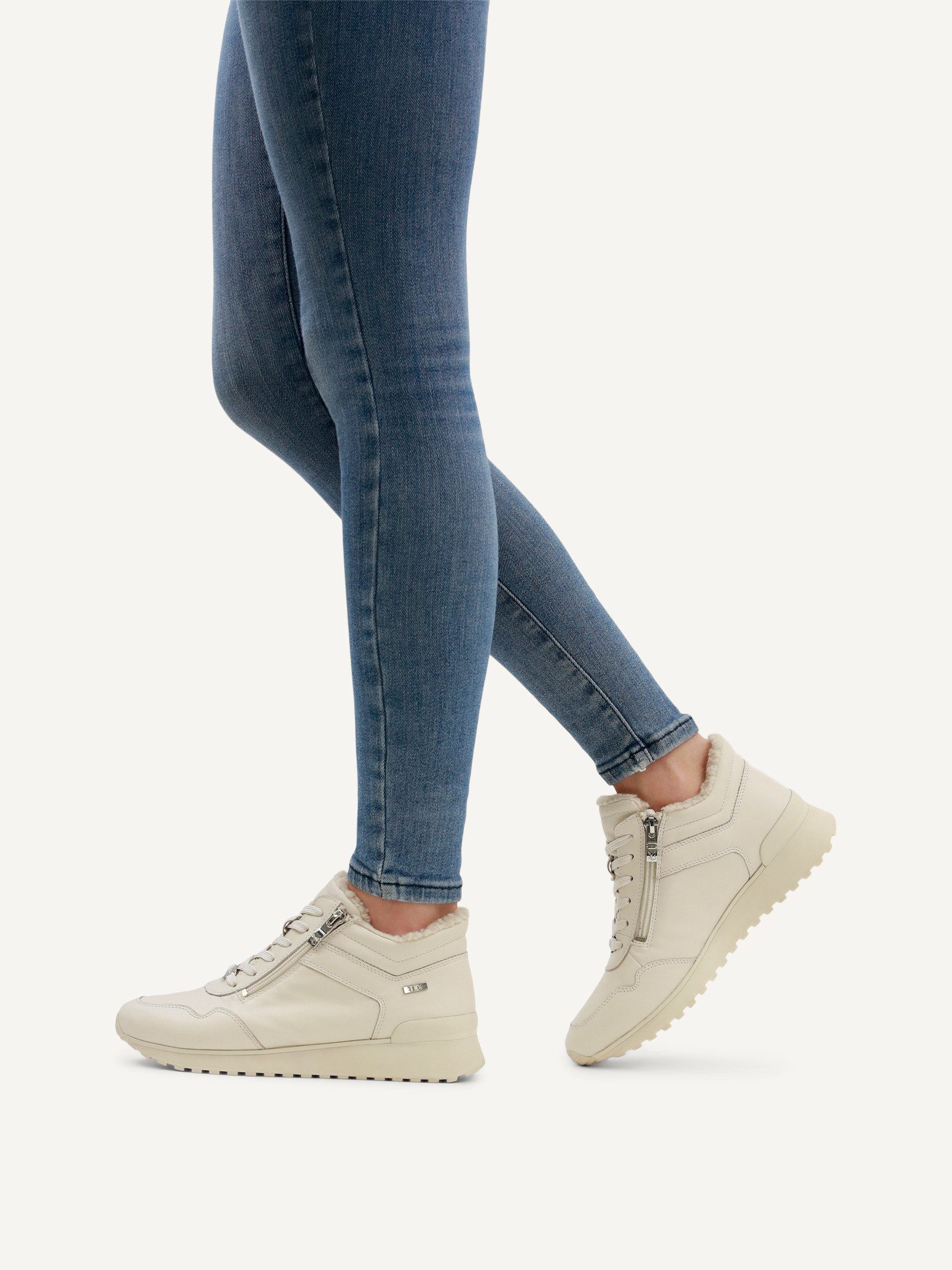Caprice Sneakers met sleehak winterlaarzen, veterschoenen, high-top sneaker, in comfortabele breedte