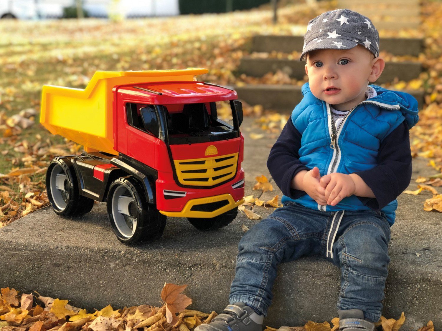 Lena® Speelgoed vrachtwagen Giga Trucks, Titan kiepwagen