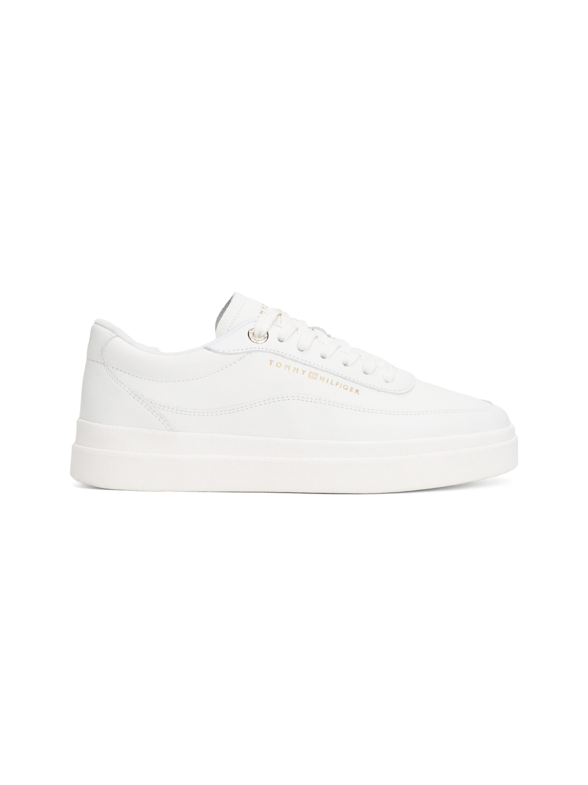 Tommy Hilfiger Plateausneakers MODERN COURT SNEAKER LTHR , vrijetijdsschoen, lage schoen, veterschoen met contrasterend logo