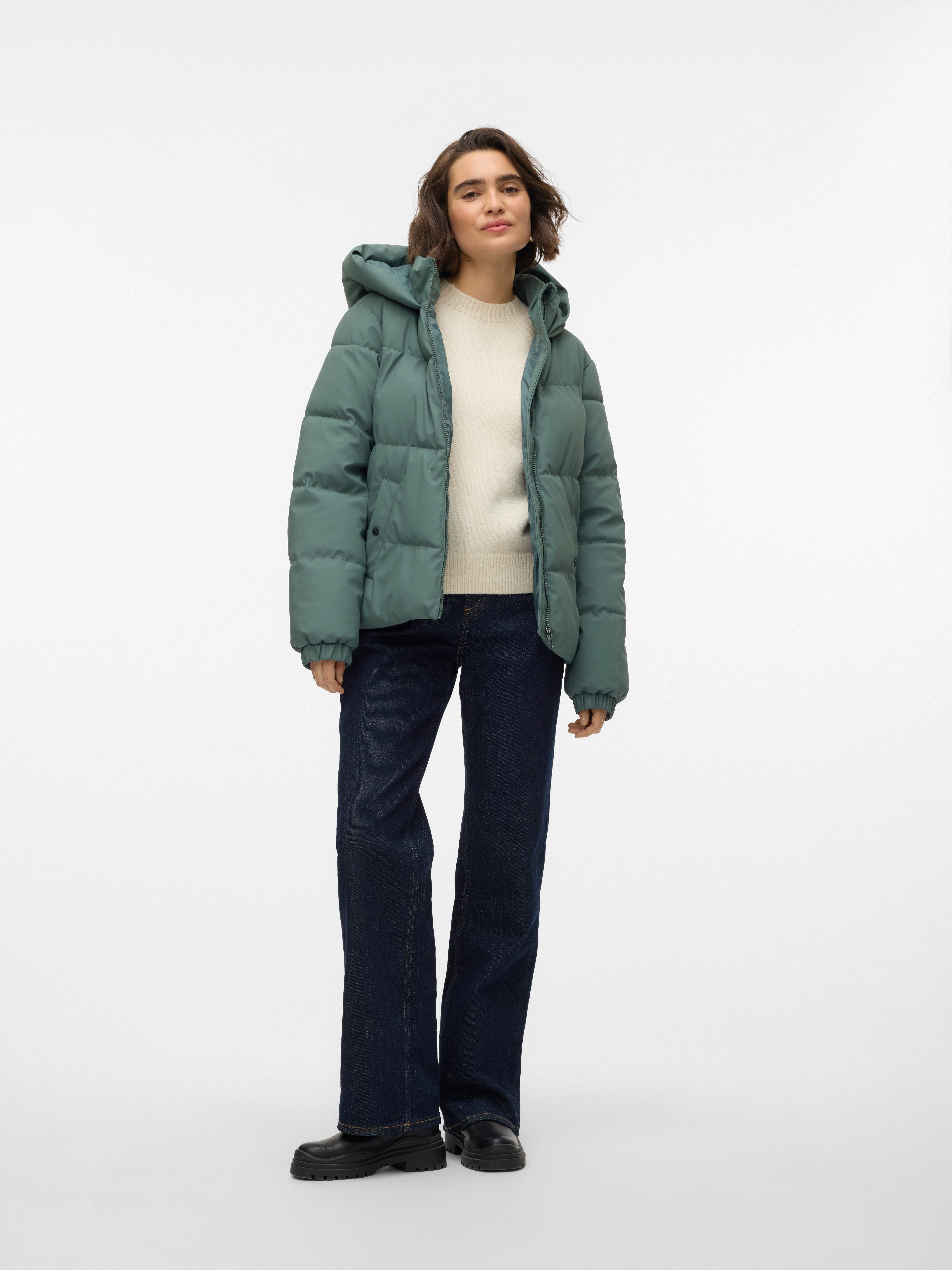 Vero Moda Gewatteerde jas VMGRETAMIA SHORT COATED JACKET ENT
