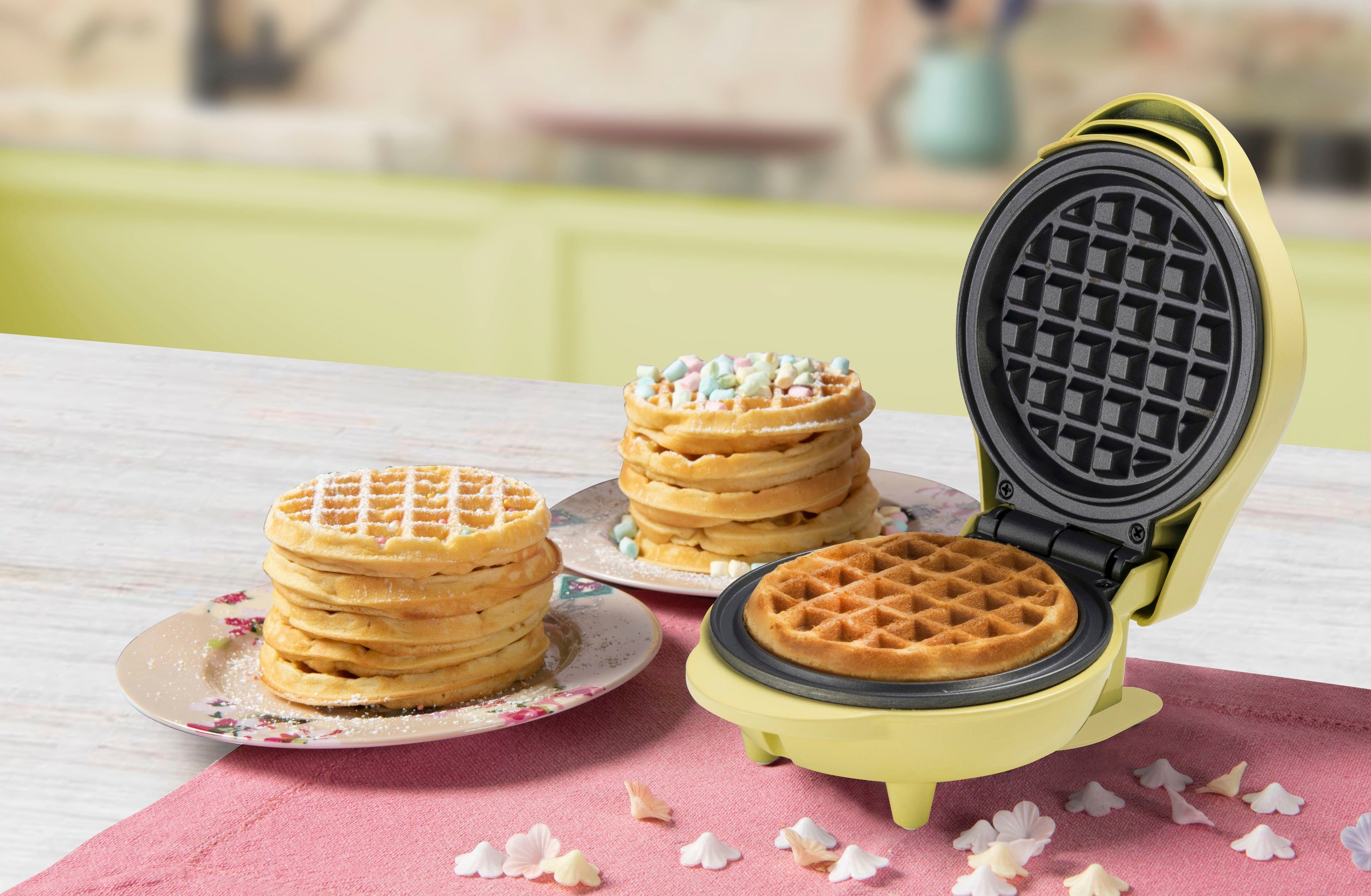 bestron Wafelijzer AMW500P Mini voor klassieke wafels, kleine wafelmaker met antiaanbaklaag