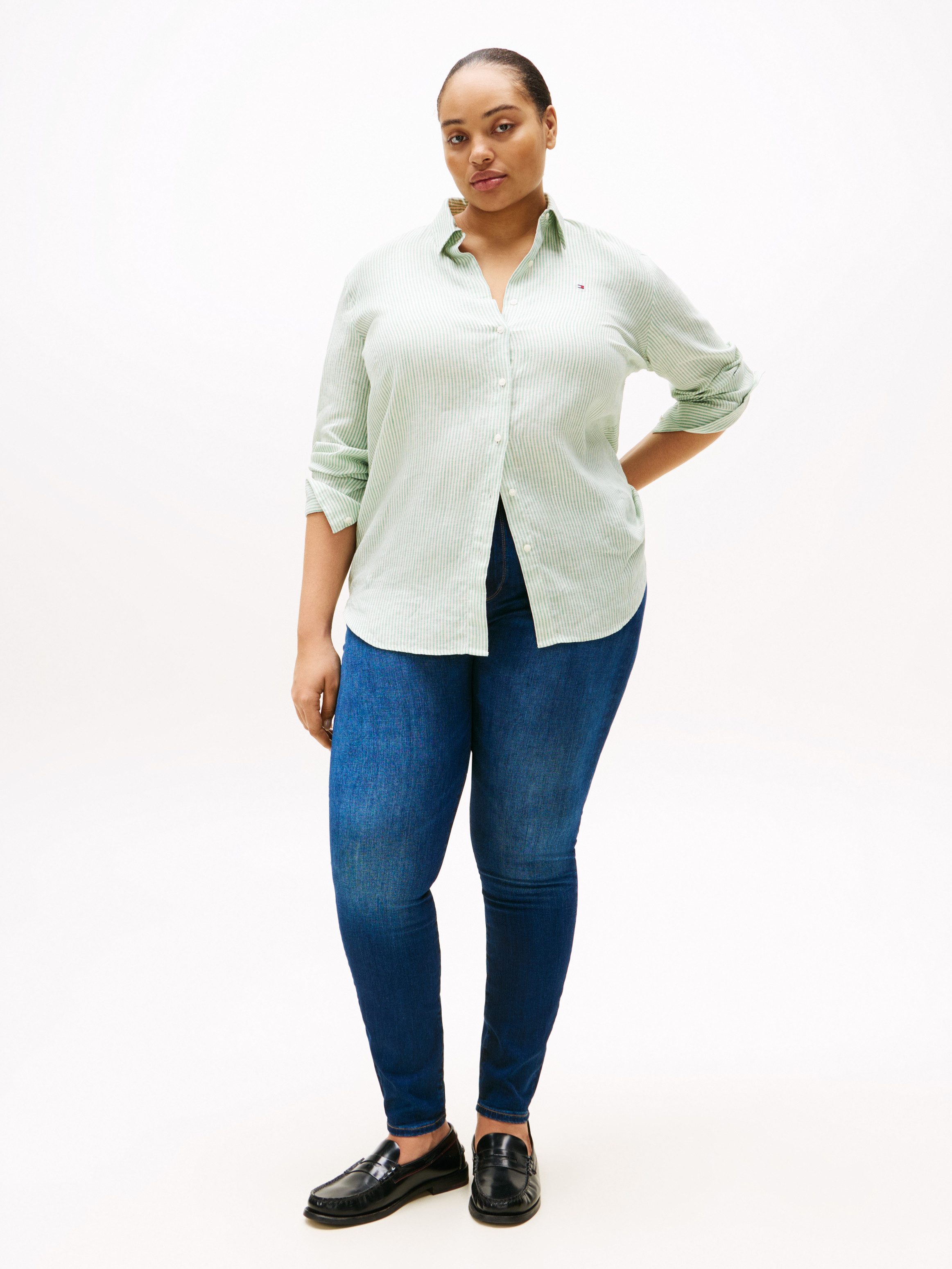 Tommy Hilfiger Curve Skinny fit jeans CRV HARLEM SKINNY RW NEW DOREEN in grote maten, tommy jeans logo-badge, stoned wash look