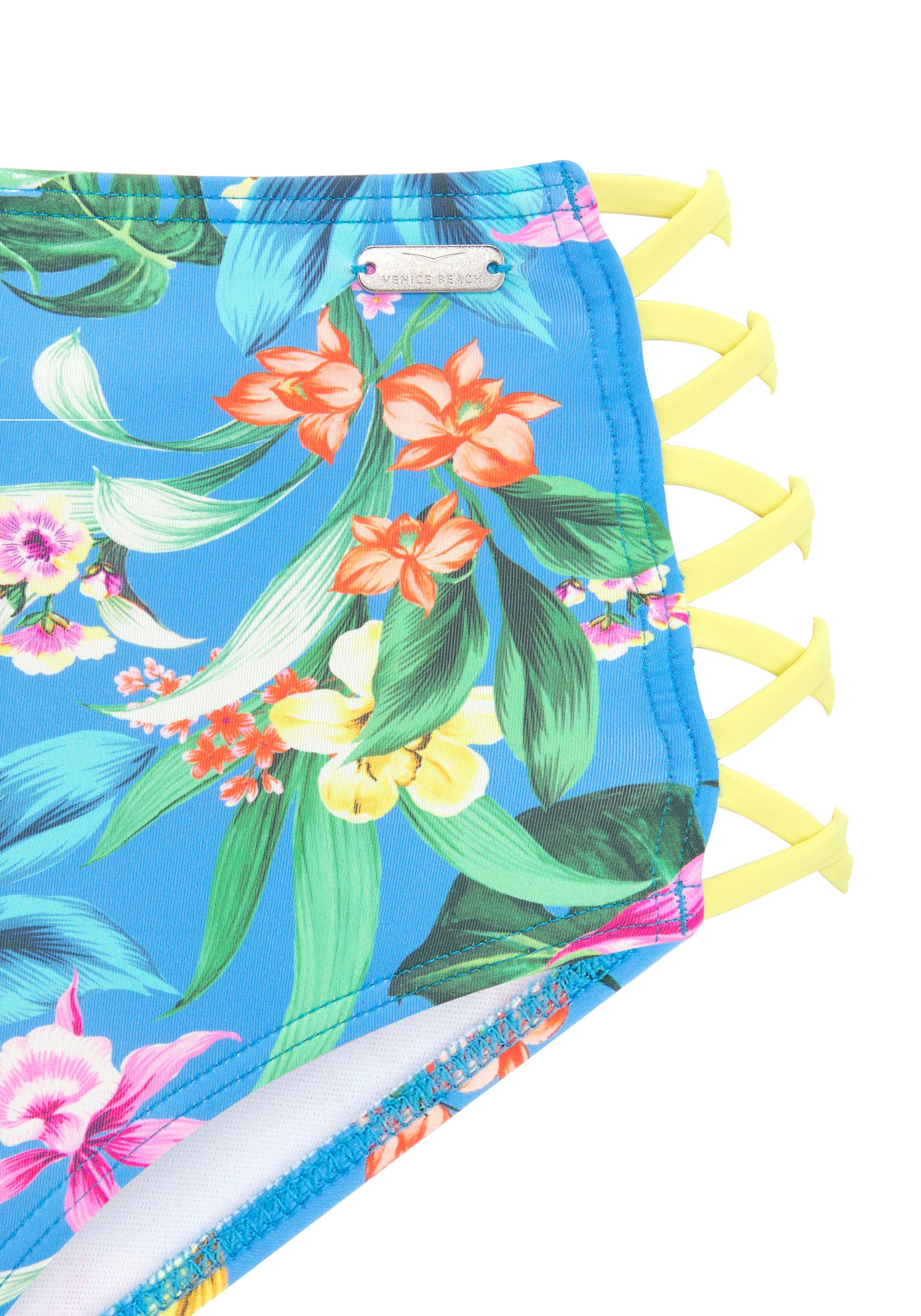Venice Beach Bikinibroekje Hanni met tropische print en gele details