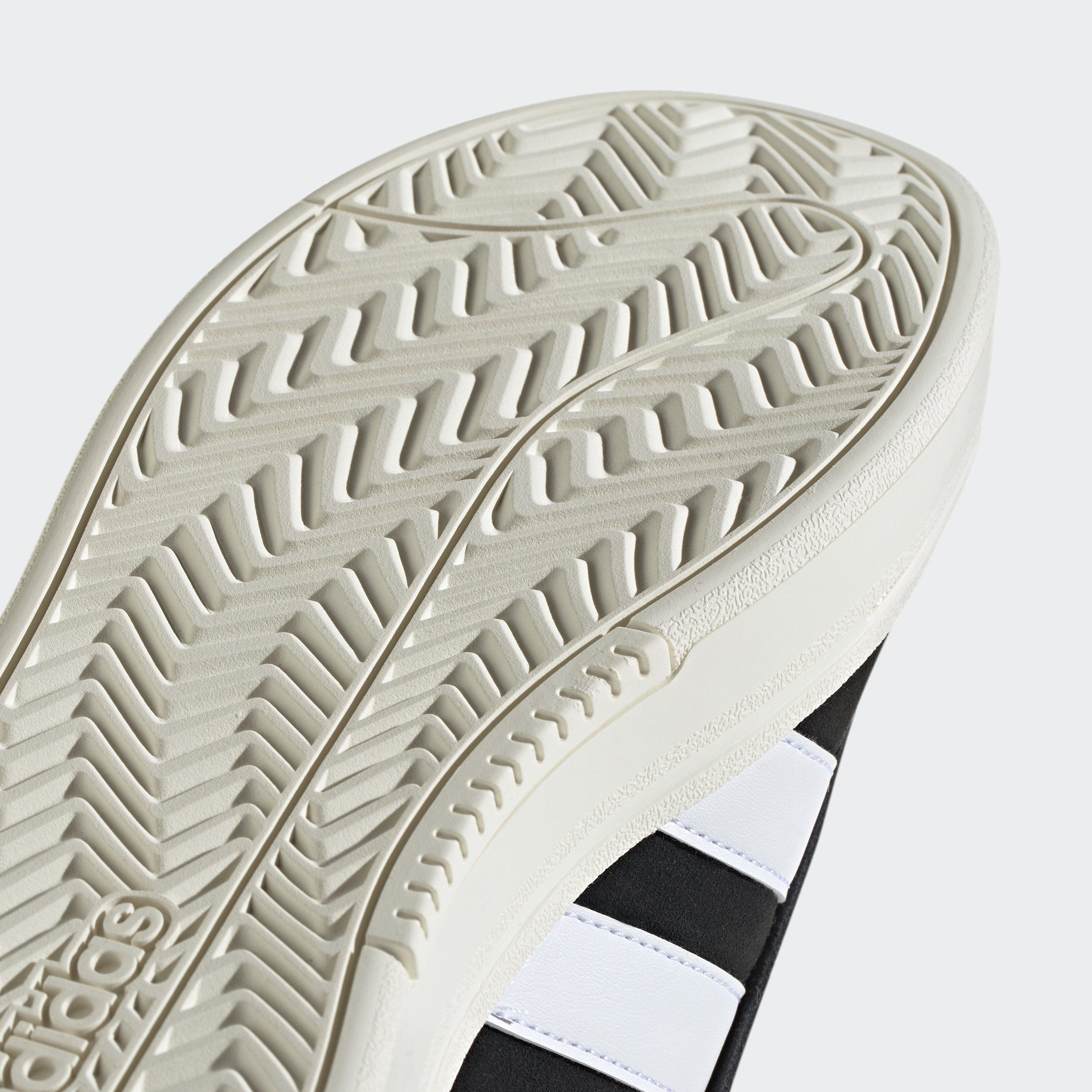 adidas Sportswear Sneakers GRAND COURT ALPHA Design geïnspireerd door de adidas Campus 00