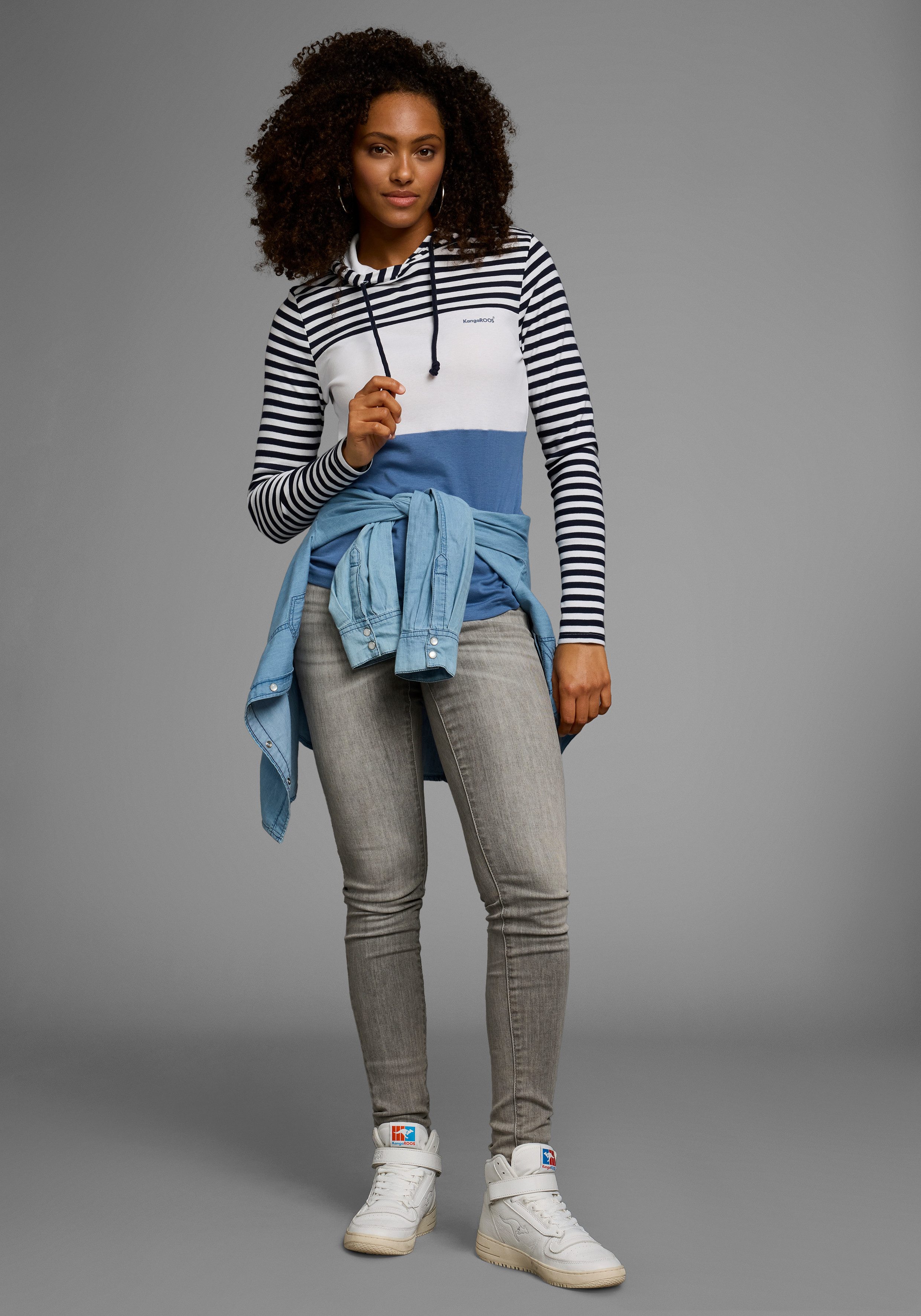 KangaROOS Capuchonshirt Lange mouwen, zeer figuurvolgend, met colourblocking-look