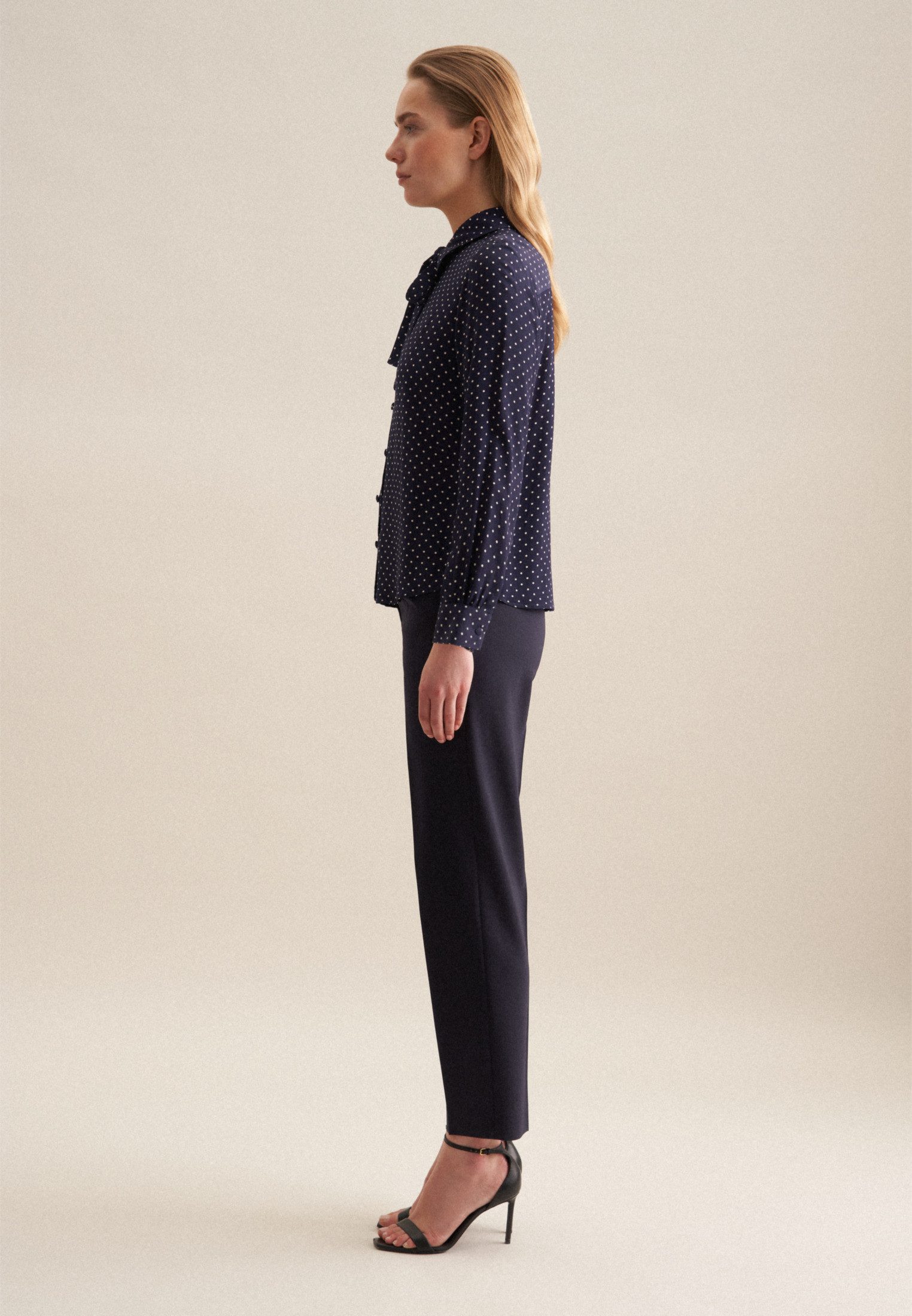 seidensticker Blouse met kraagstrik Lange mouwen kraag stippen