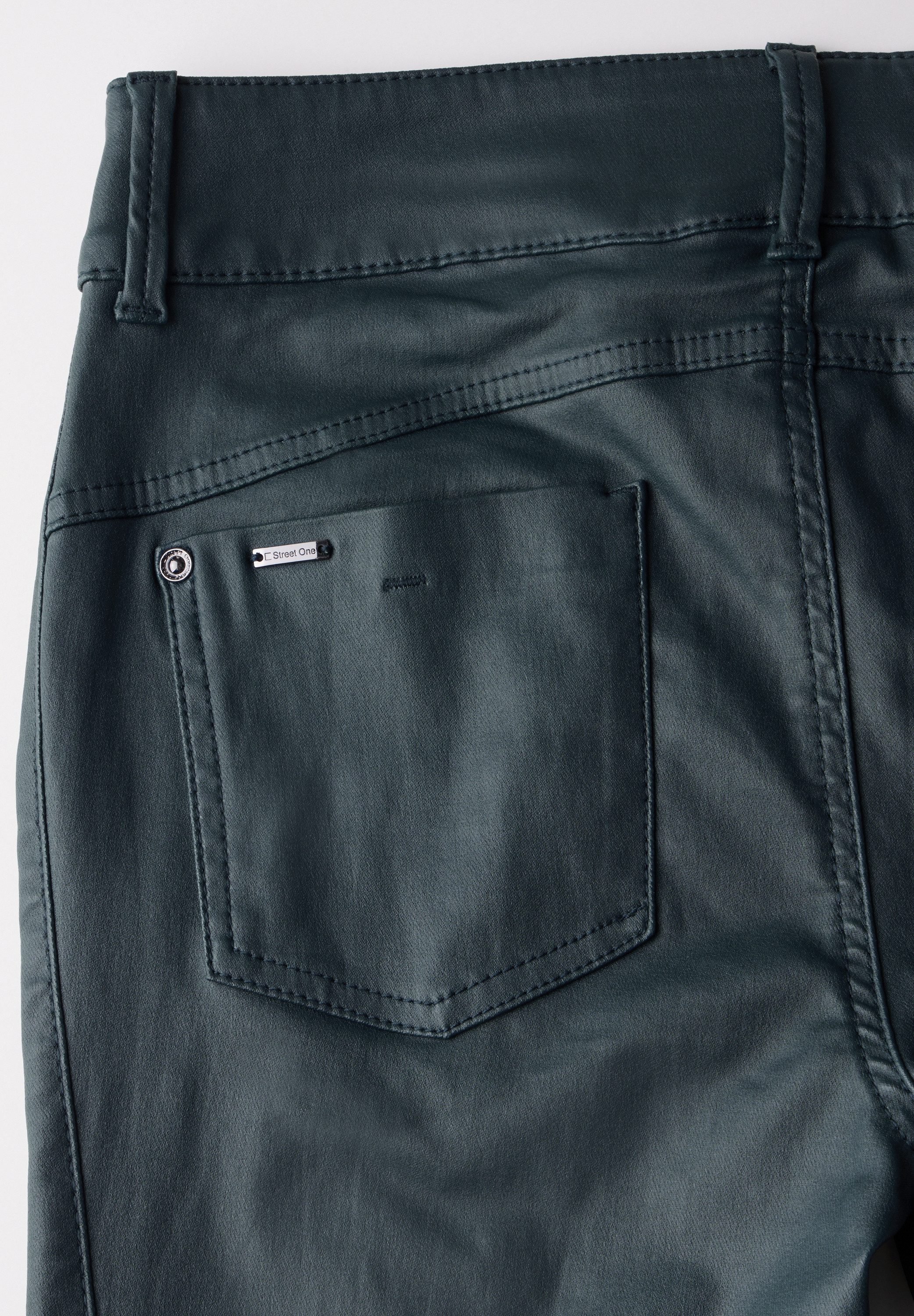 STREET ONE Imitatieleren broek Style York met decoratieve stiksels