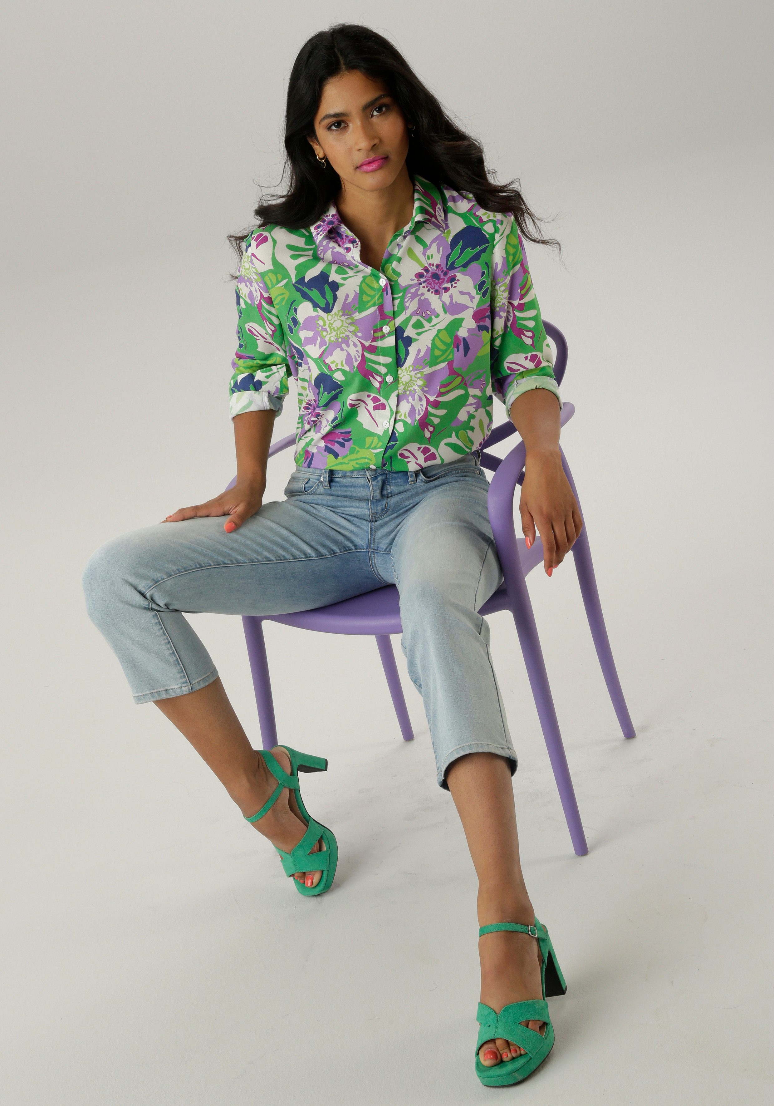 Aniston SELECTED Overhemdblouse met kleurharmonische bloemen- en bladerenprint - nieuwe collectie
