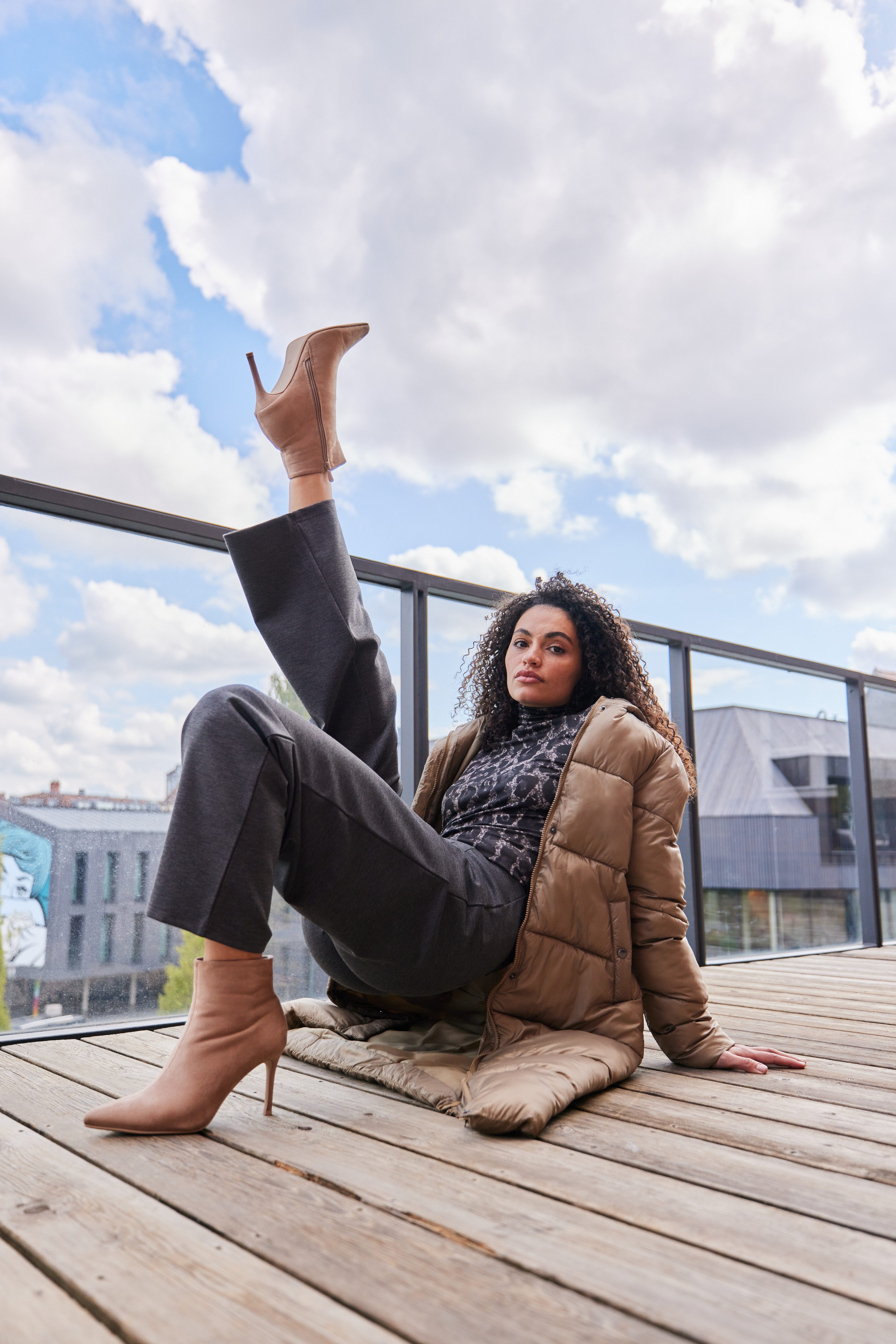 Aniston CASUAL Comfortbroek in subtiele streepdesign