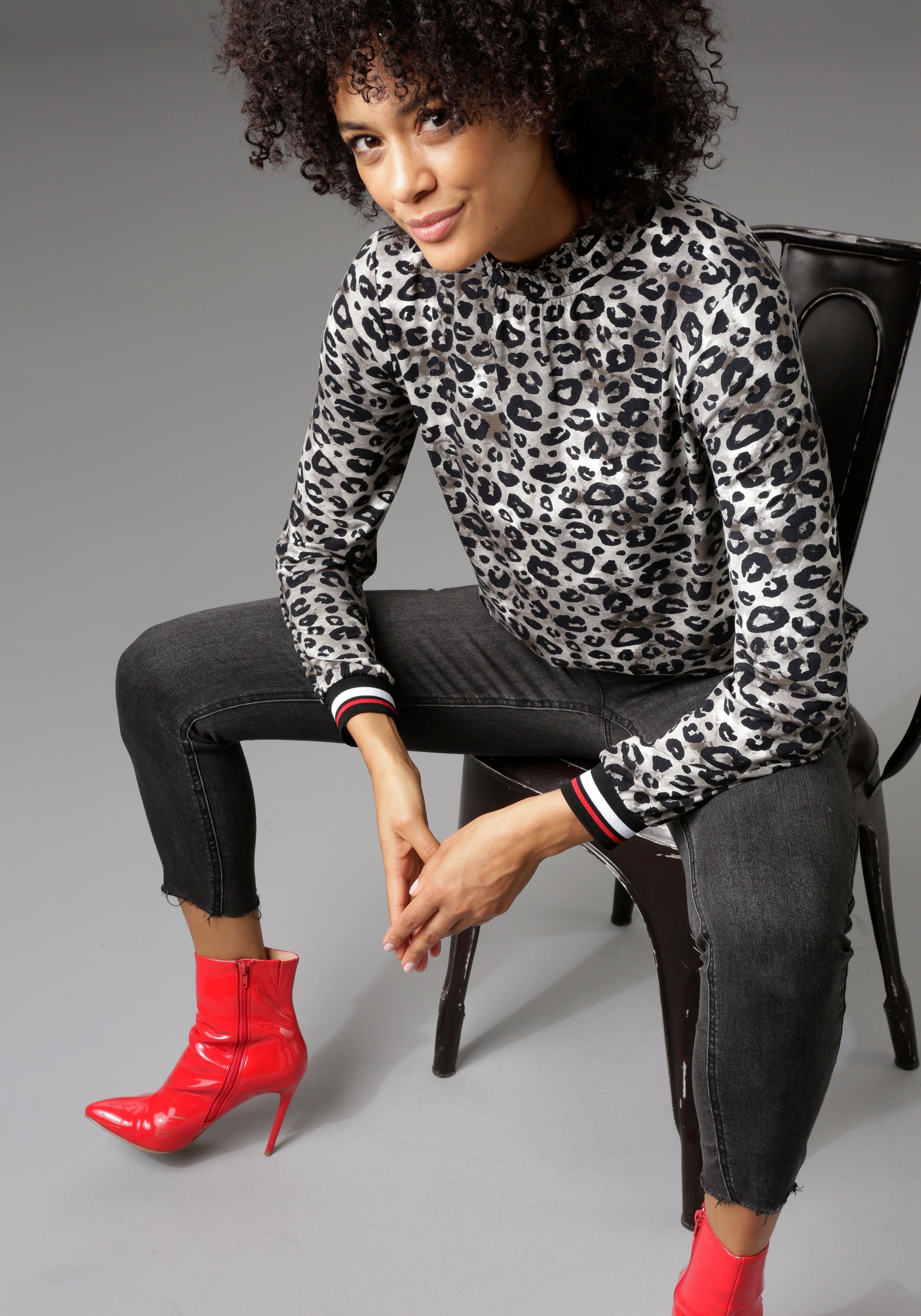 Aniston CASUAL Shirt met lange mouwen met trendy animal-print en gestreepte boord