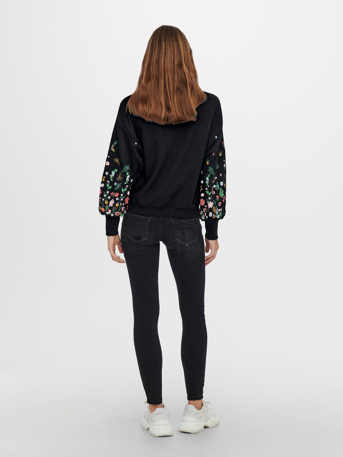 Only Sweatshirt ONLBROOKE L S O-NECK FLOWER SWT
