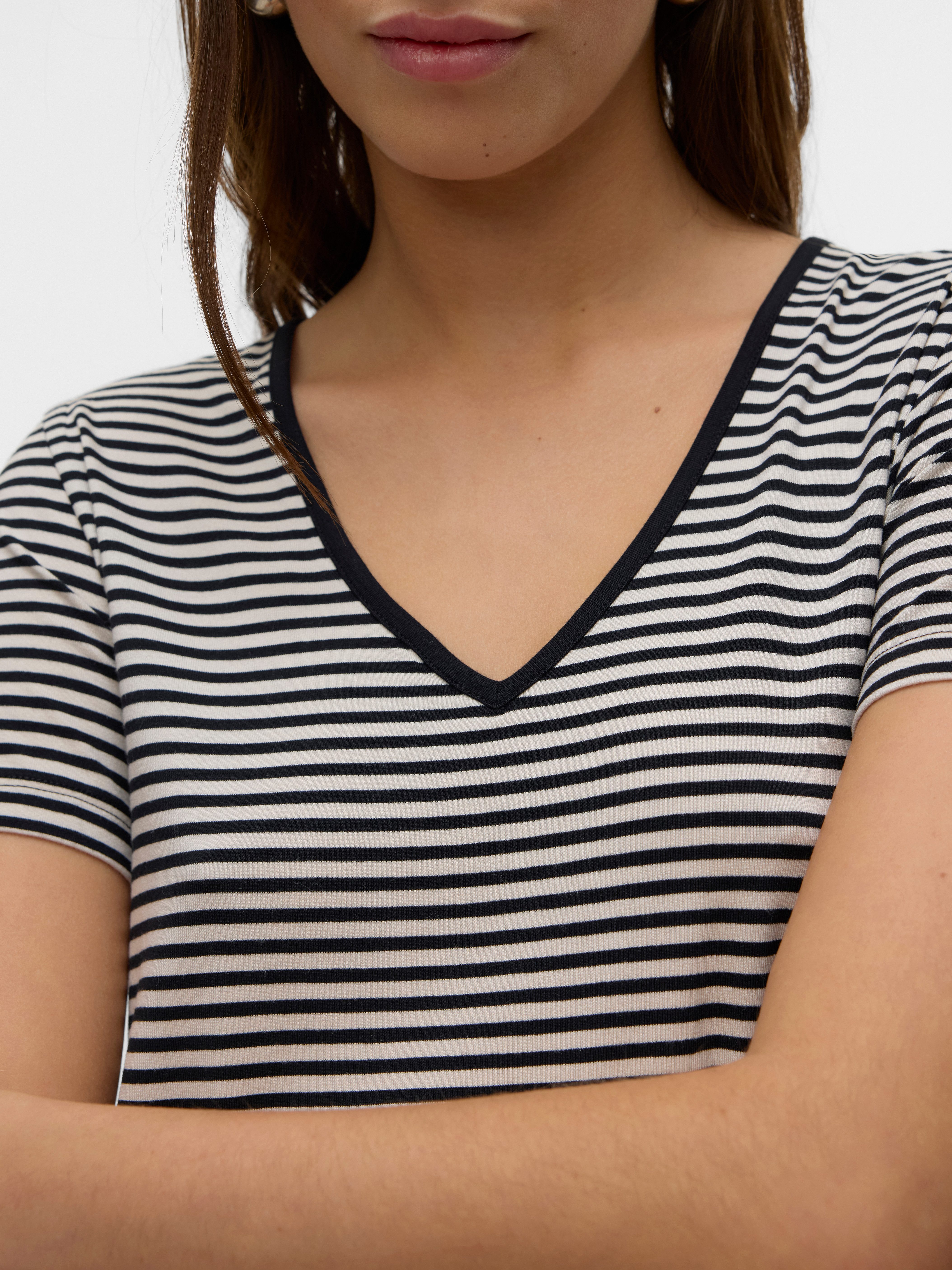 Vero Moda Shirt met V-hals VMPEPPER SS V-NECK T-SHIRT VMA NOOS