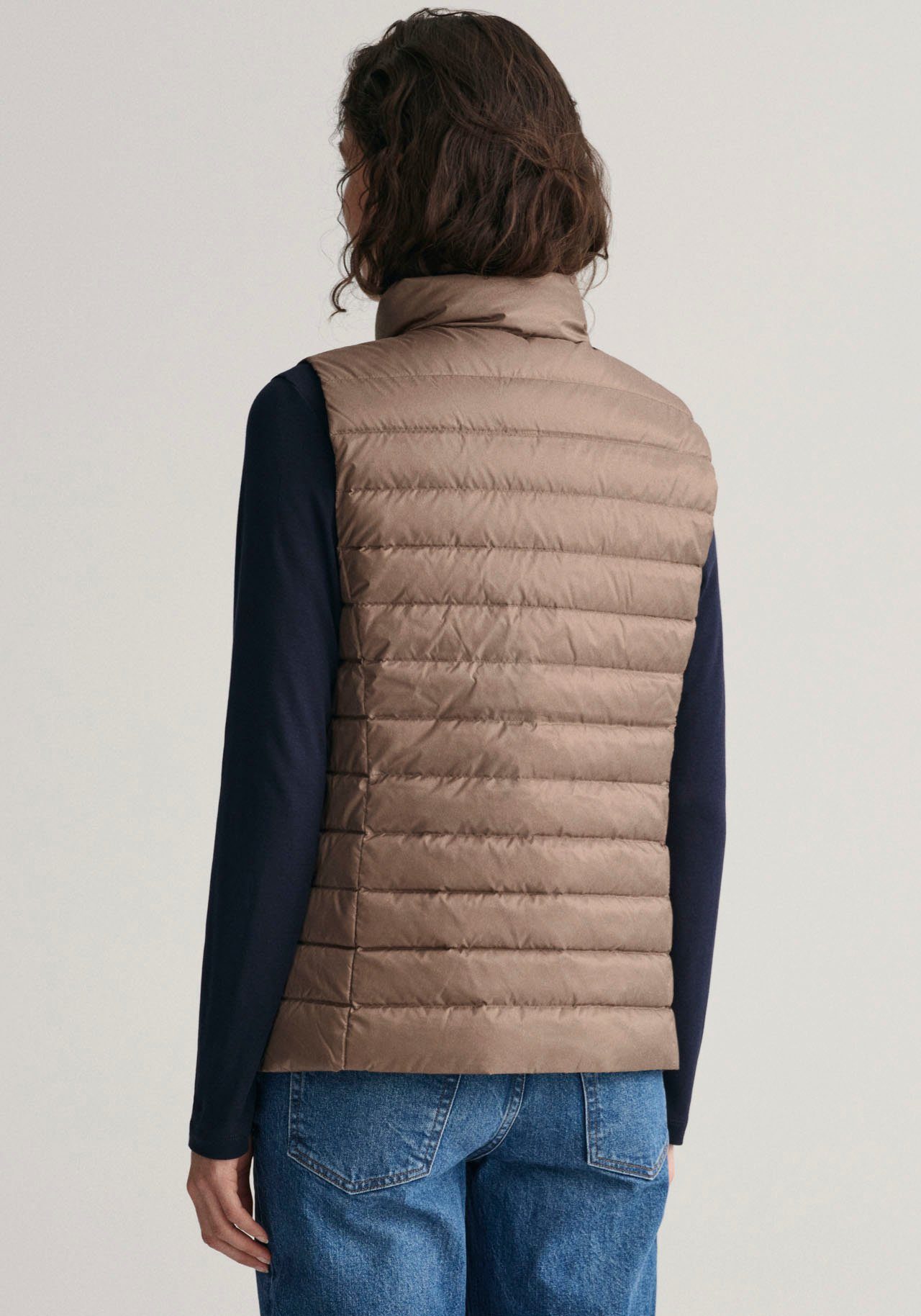 Gant Bodywarmer LIGHT DOWN VEST met logoprint op borsthoogte