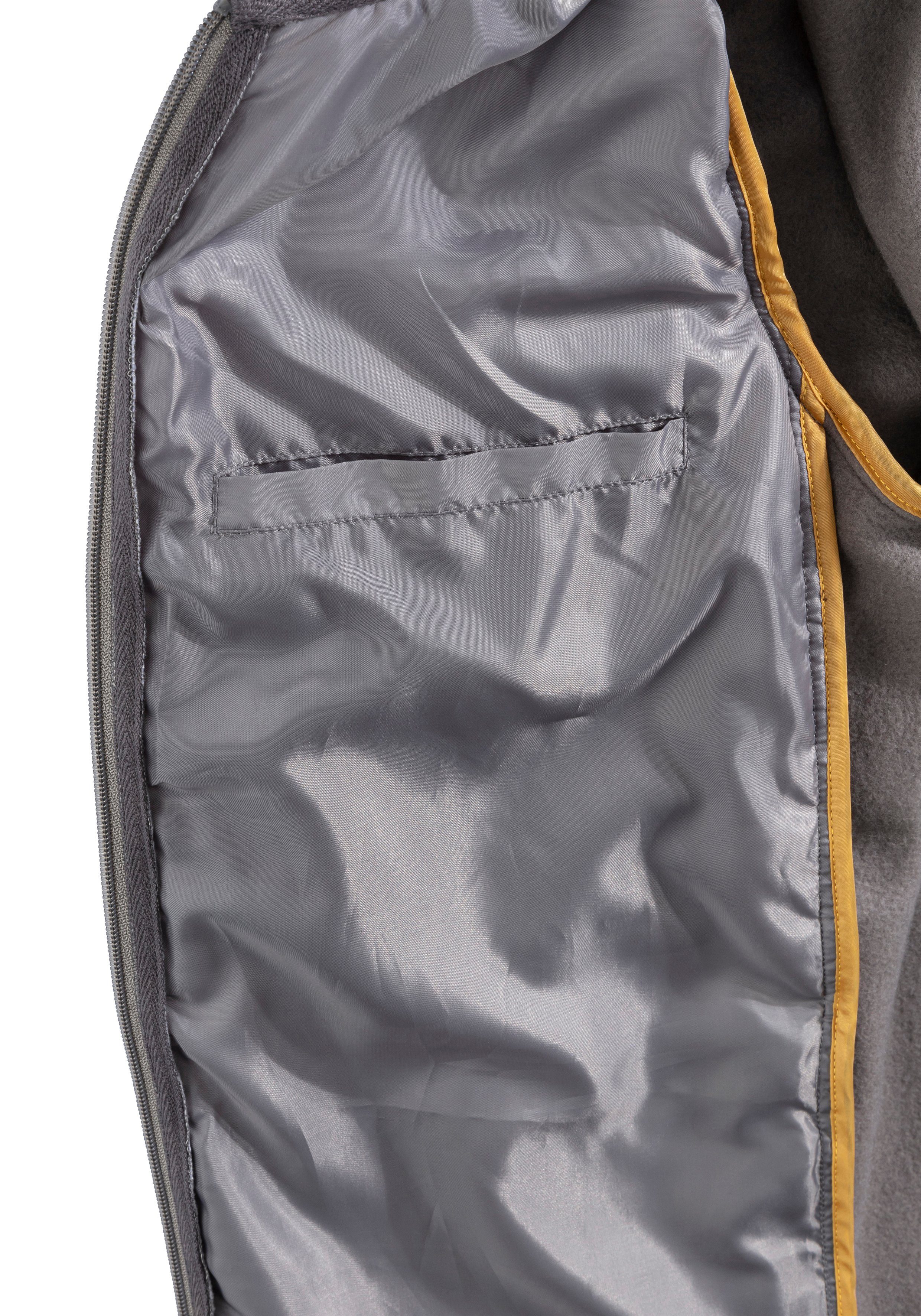 H.I.S Capuchonsweatvest in het voorste gedeelte gestikt, met afneembare capuchon
