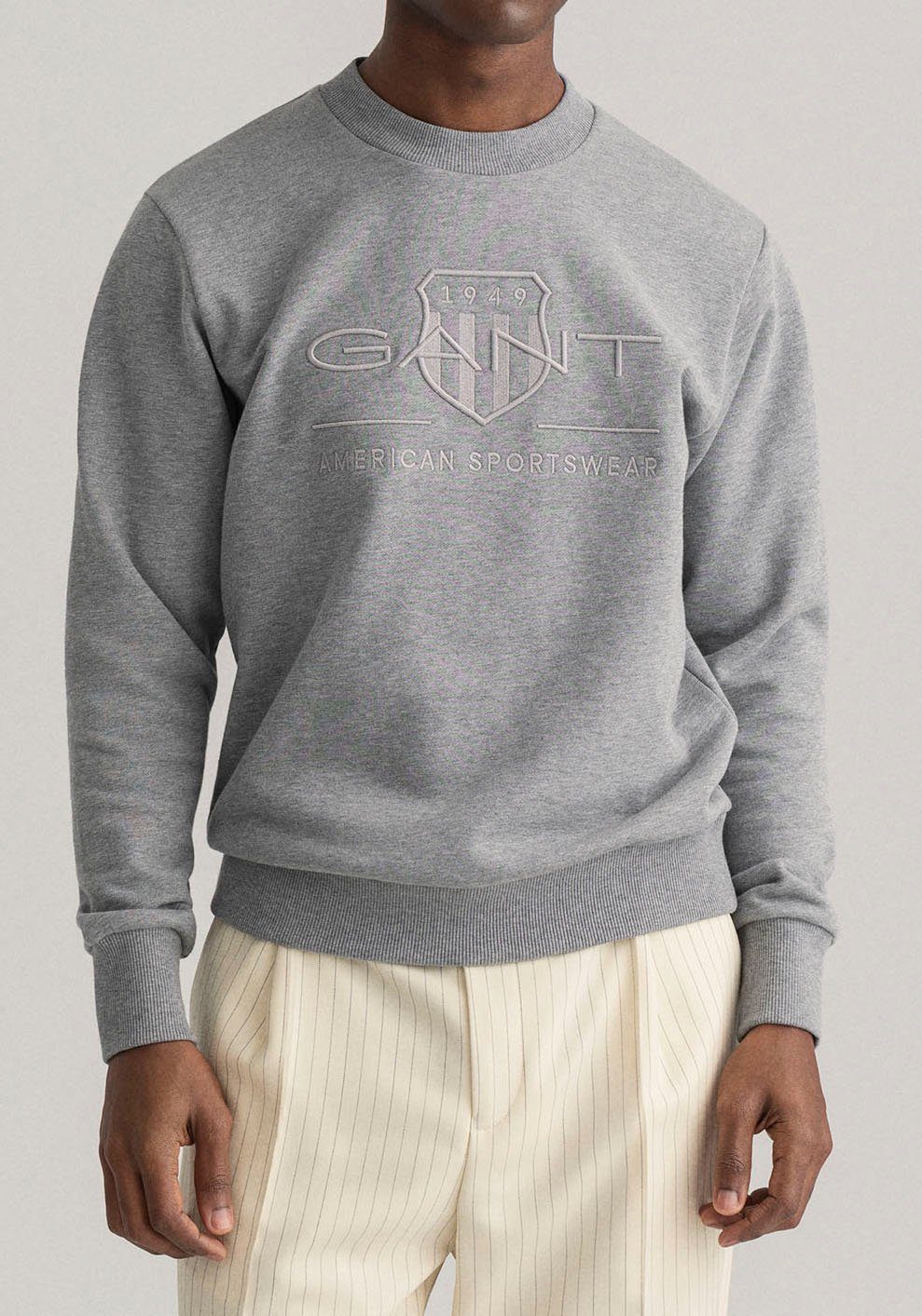 Gant Sweatshirt D1. TONAL ARCHIVE SHIELD C-NECK