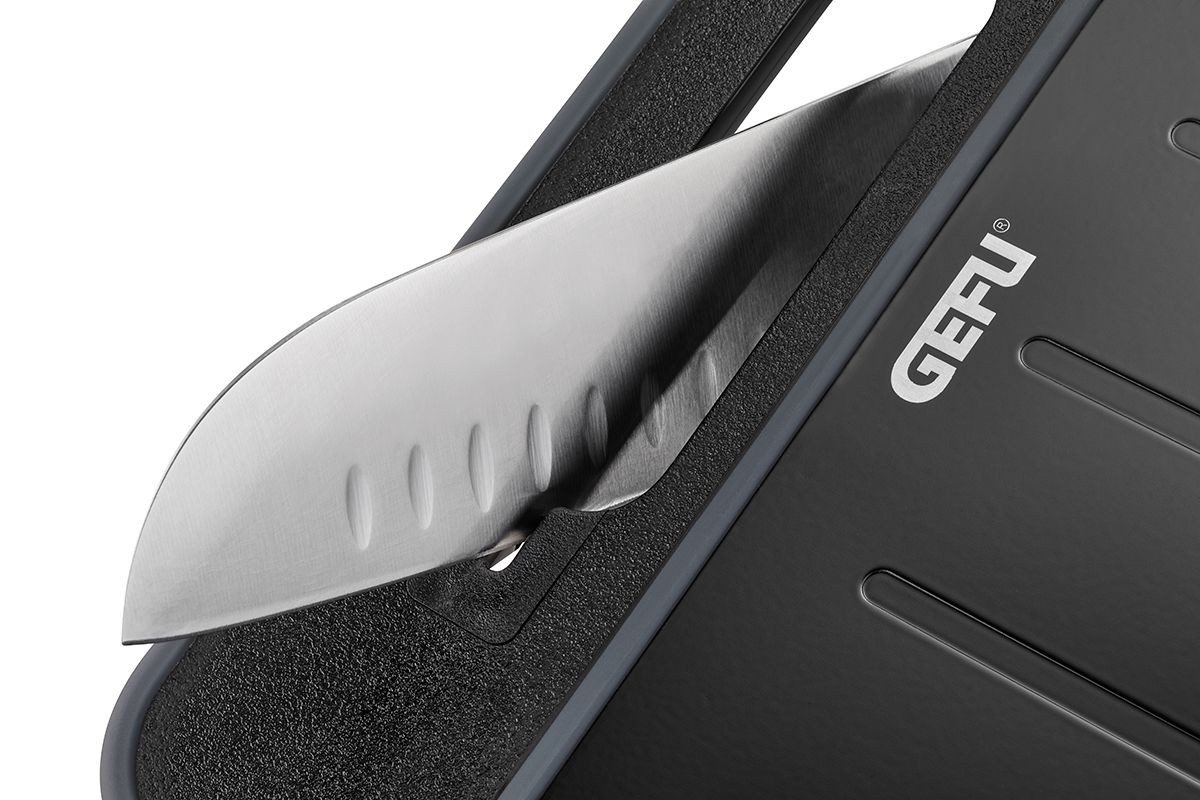 GEFU Snijplank CUT PRO innovatieve ontdooizijde, sapgoot, geïntegreerd schuurvlak, messenslijper (1 stuk)