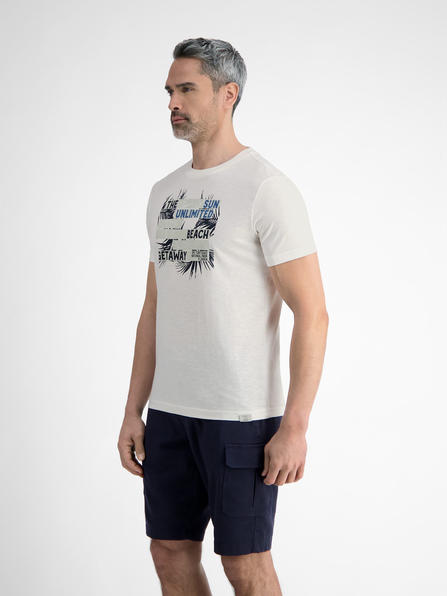 Lerros T-shirt LERROS heren T-shirt met zomerse borstprint