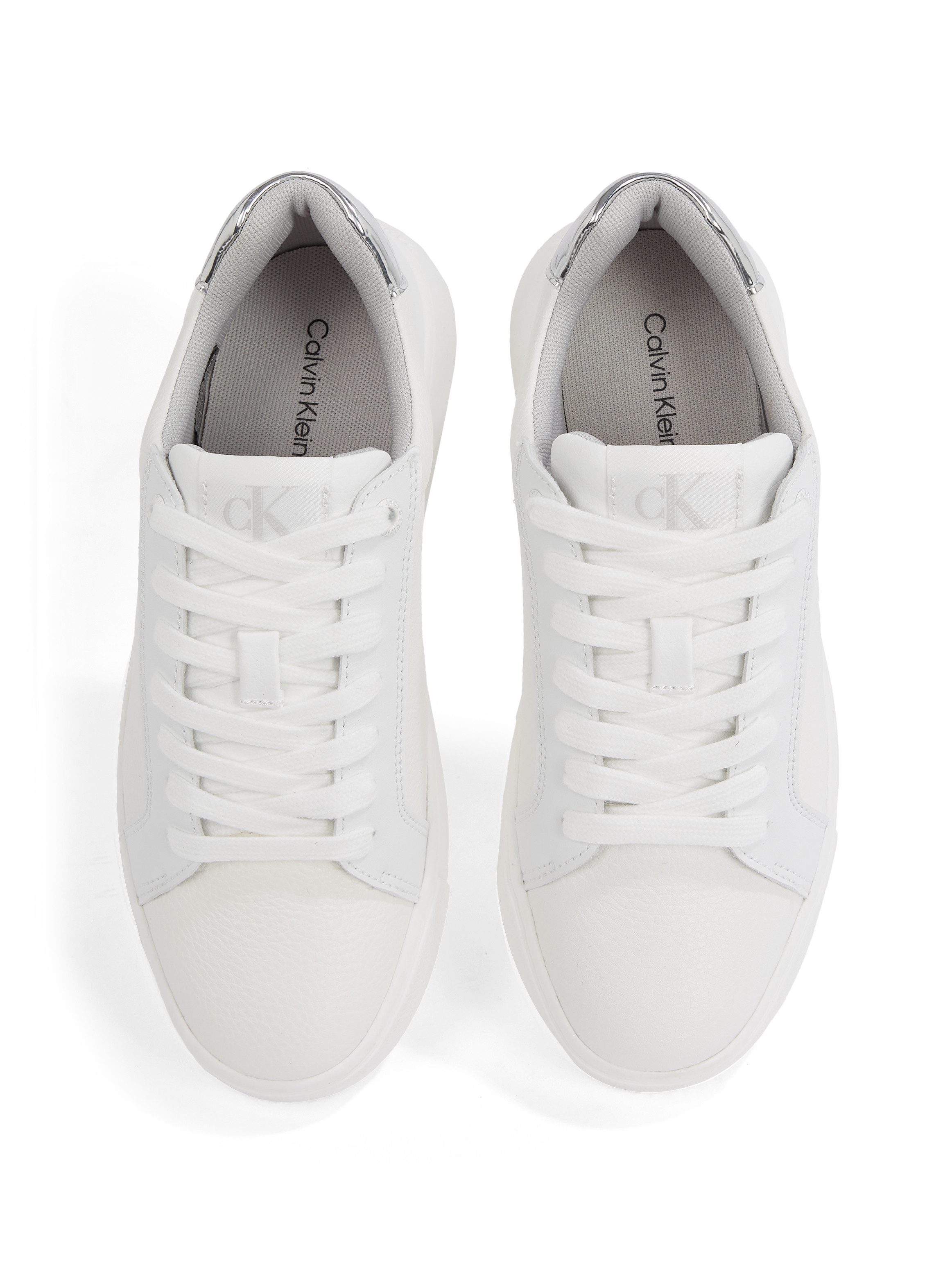 Calvin Klein Sneakers CHUNKY CUPSOLE LOW MG , veterschoenen, vrijetijdsschoen, lage schoen met hielcontrast