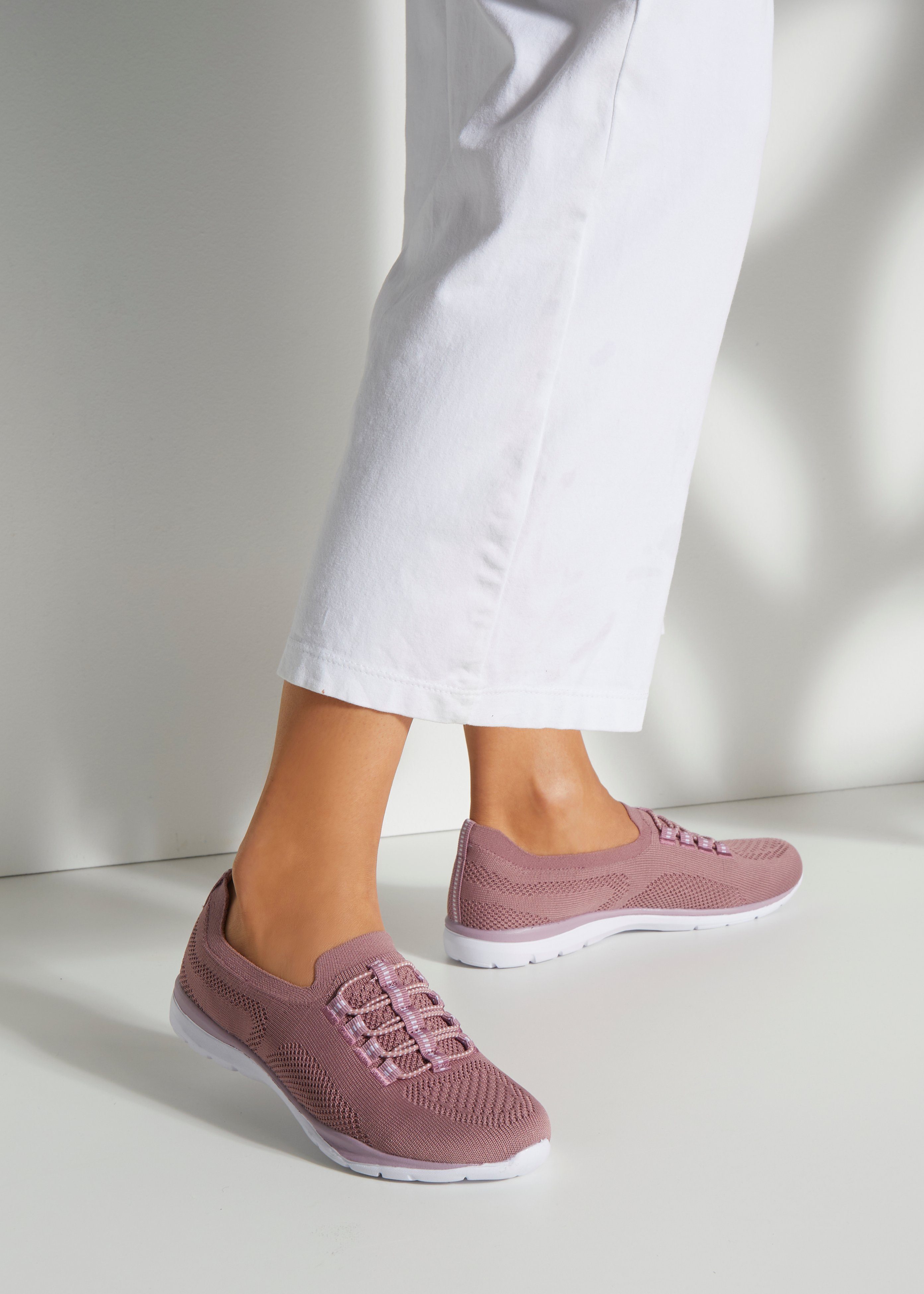 Lascana Sneakers Slippers, lage schoenen, om in te schieten, licht meshmateriaal VEGAN