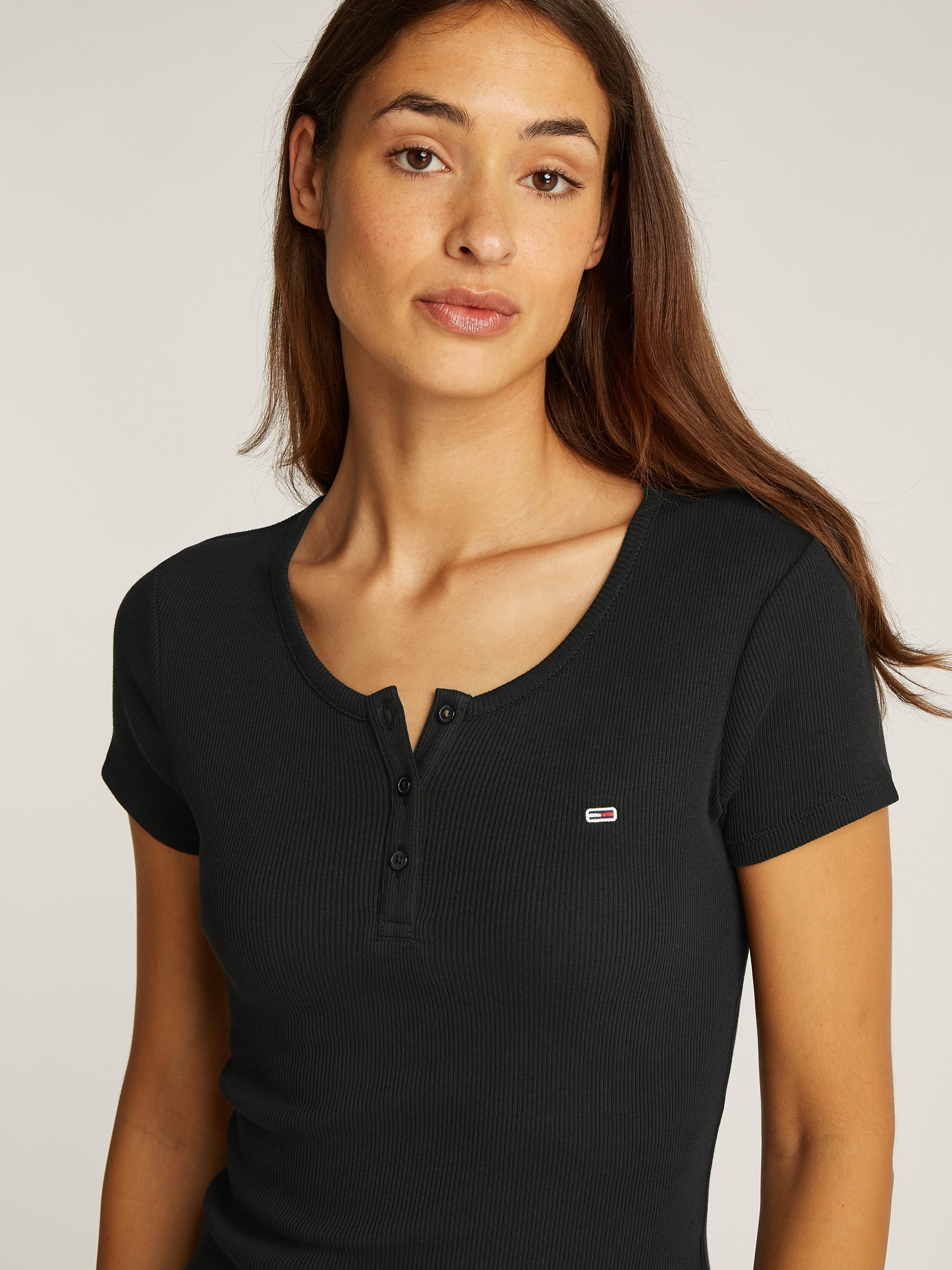 TOMMY JEANS T-shirt TJW SLIM BUTTON RIB C-NECK SS
