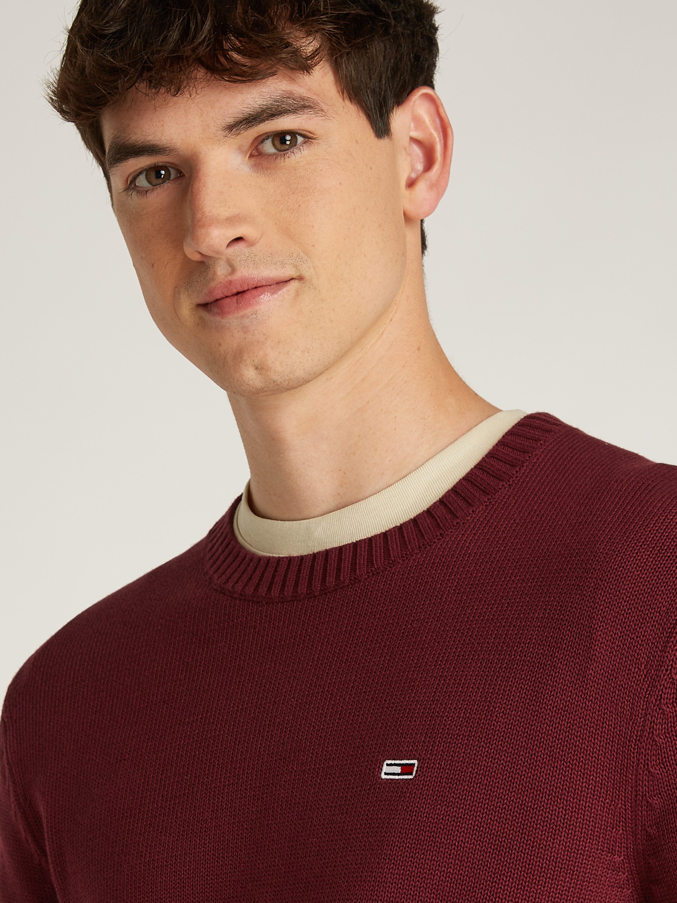 TOMMY JEANS Gebreide trui TJM SLIM ESSNTLS C-NECK SWEATER