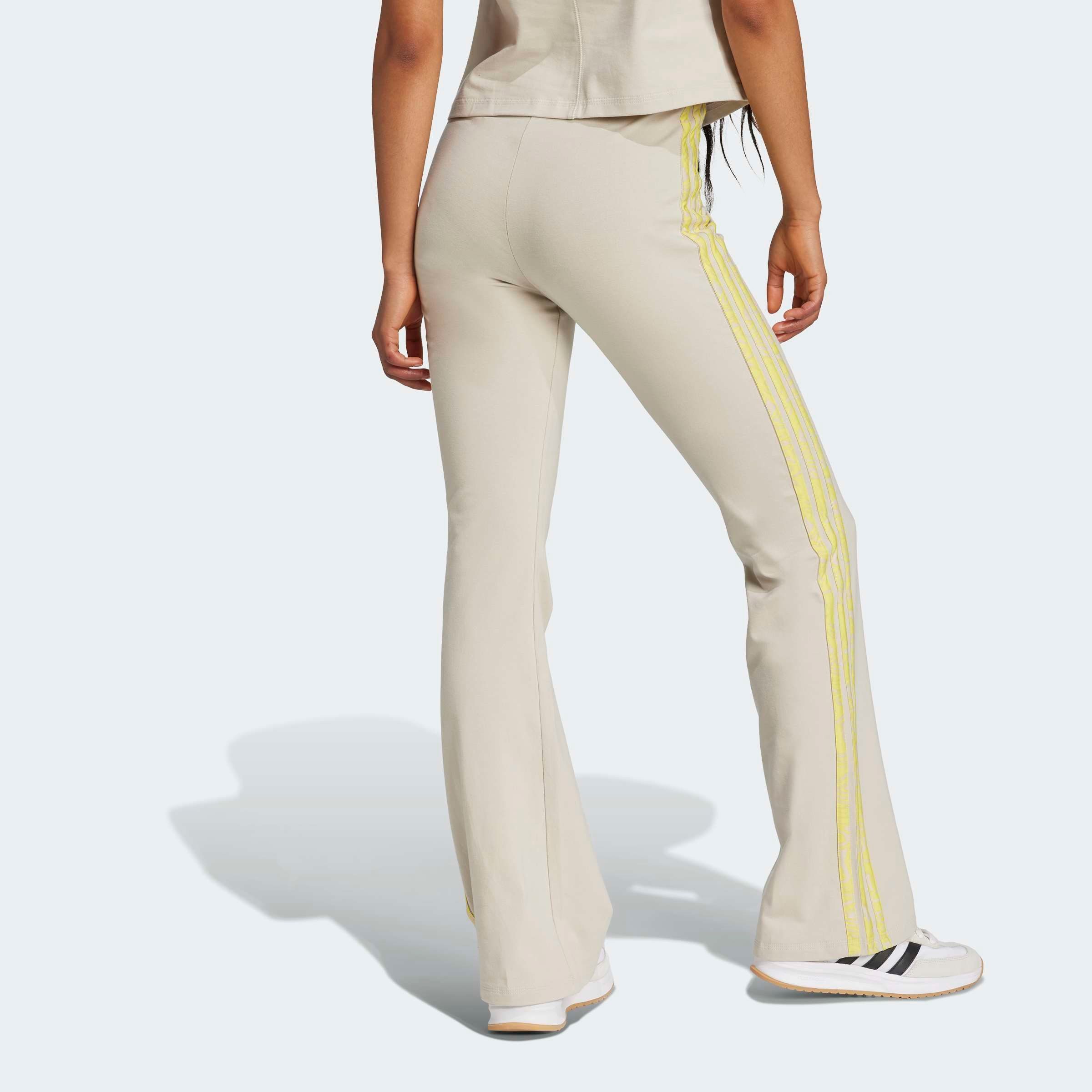 adidas Sportswear Trainingstights W AOP FLARE LEG (1-delig)
