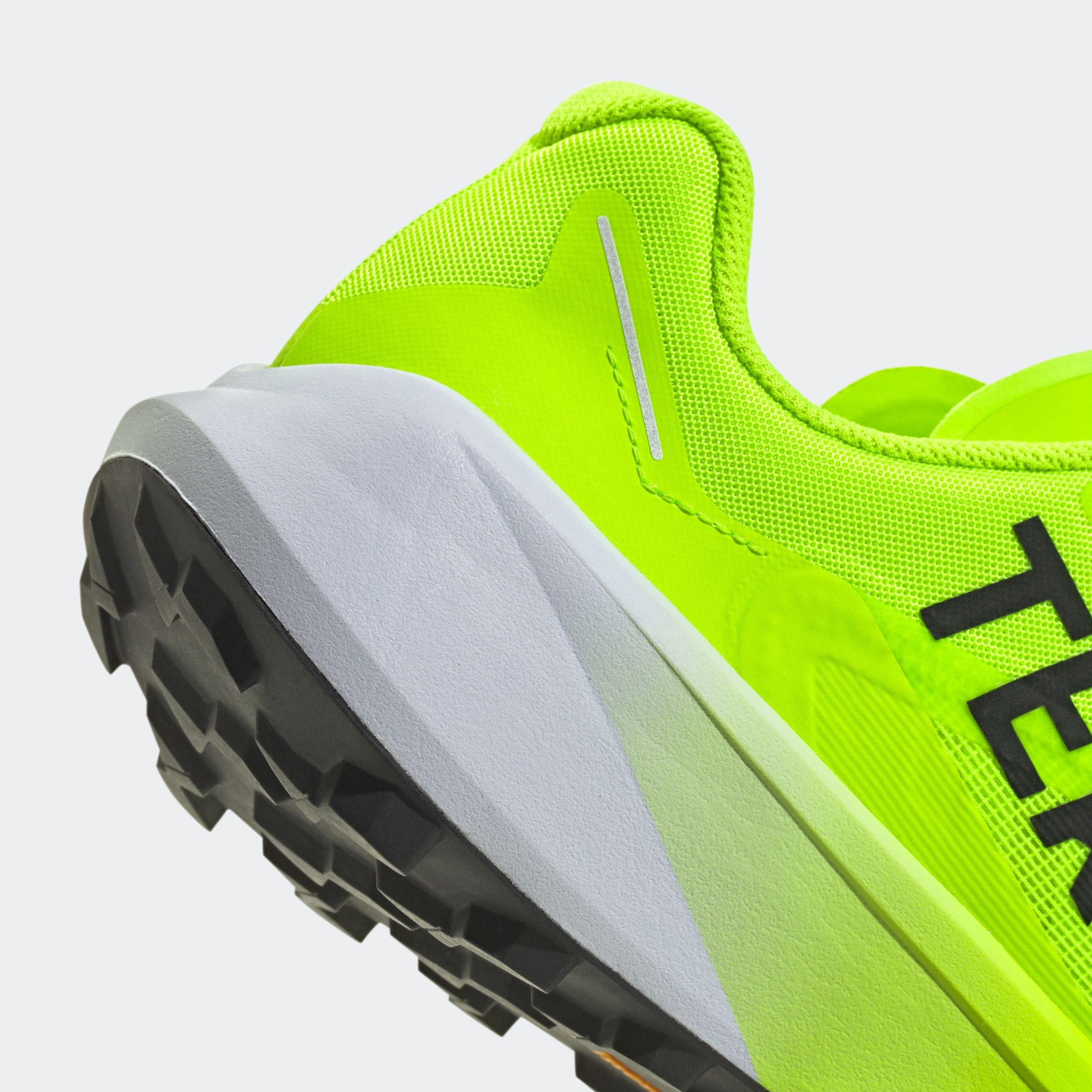 adidas TERREX Trailrunningschoenen TERREX AGRAVIC 3 TRAILRUNNING