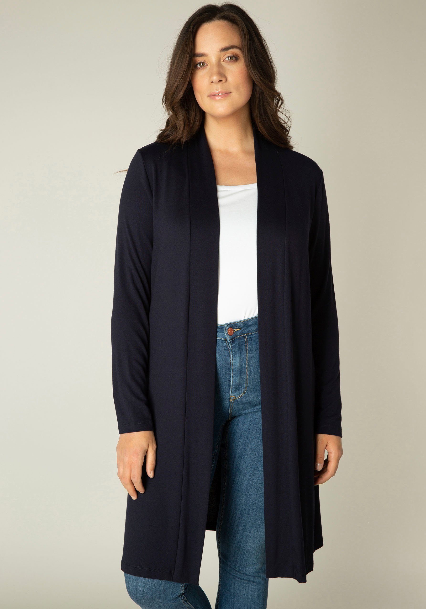 Base Level Curvy Lang vest Ayla Long Ruimvallende, zachte tricotkwaliteit