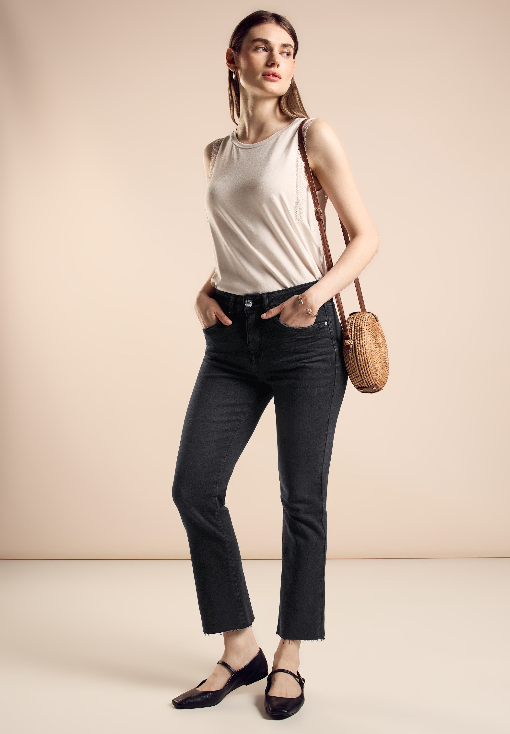 STREET ONE 5-pocket jeans Denim-Kick Flared slim fit met stretch