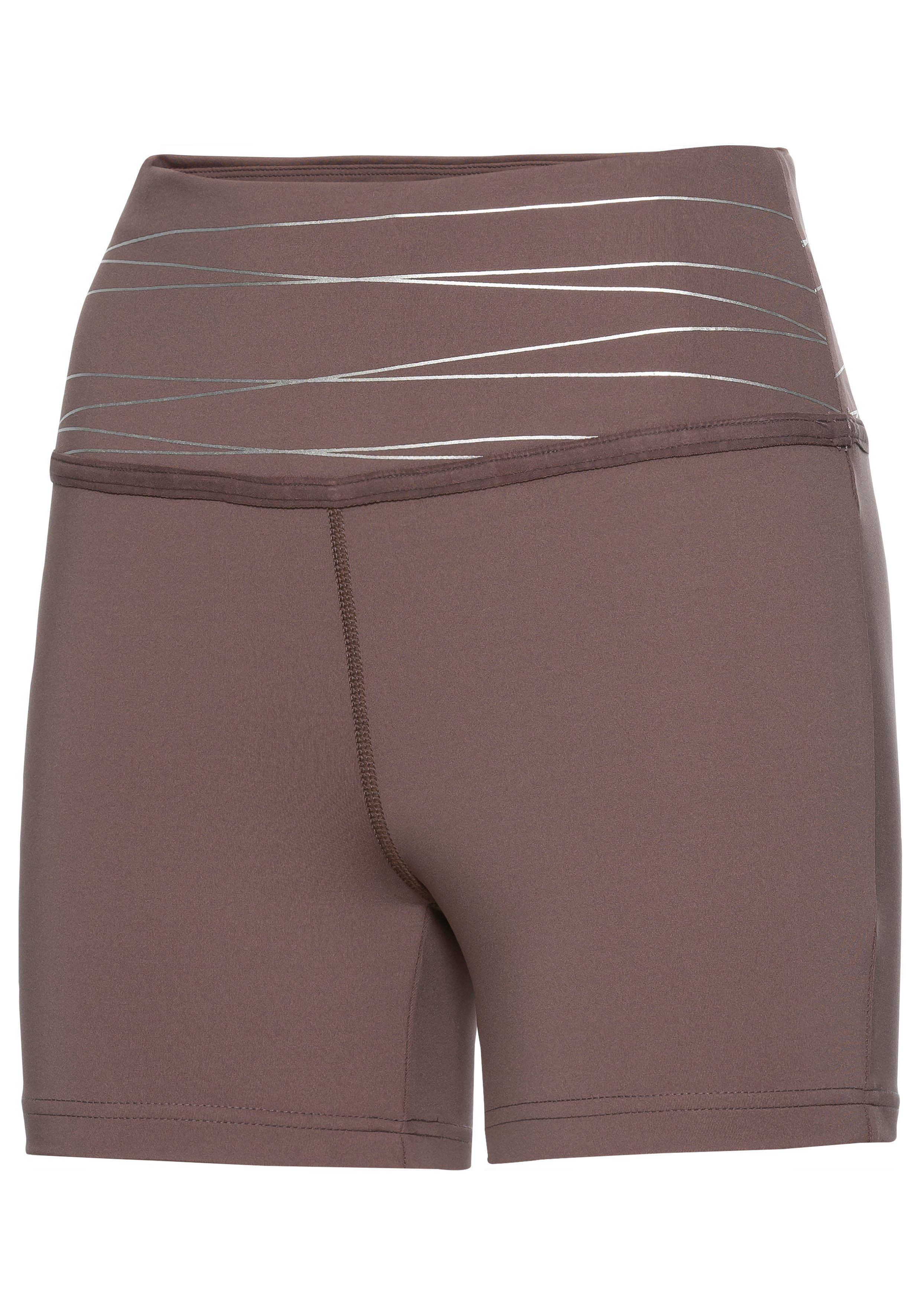 vivance active Sportbroek Korte broek Sportshorts met brede tailleband en print