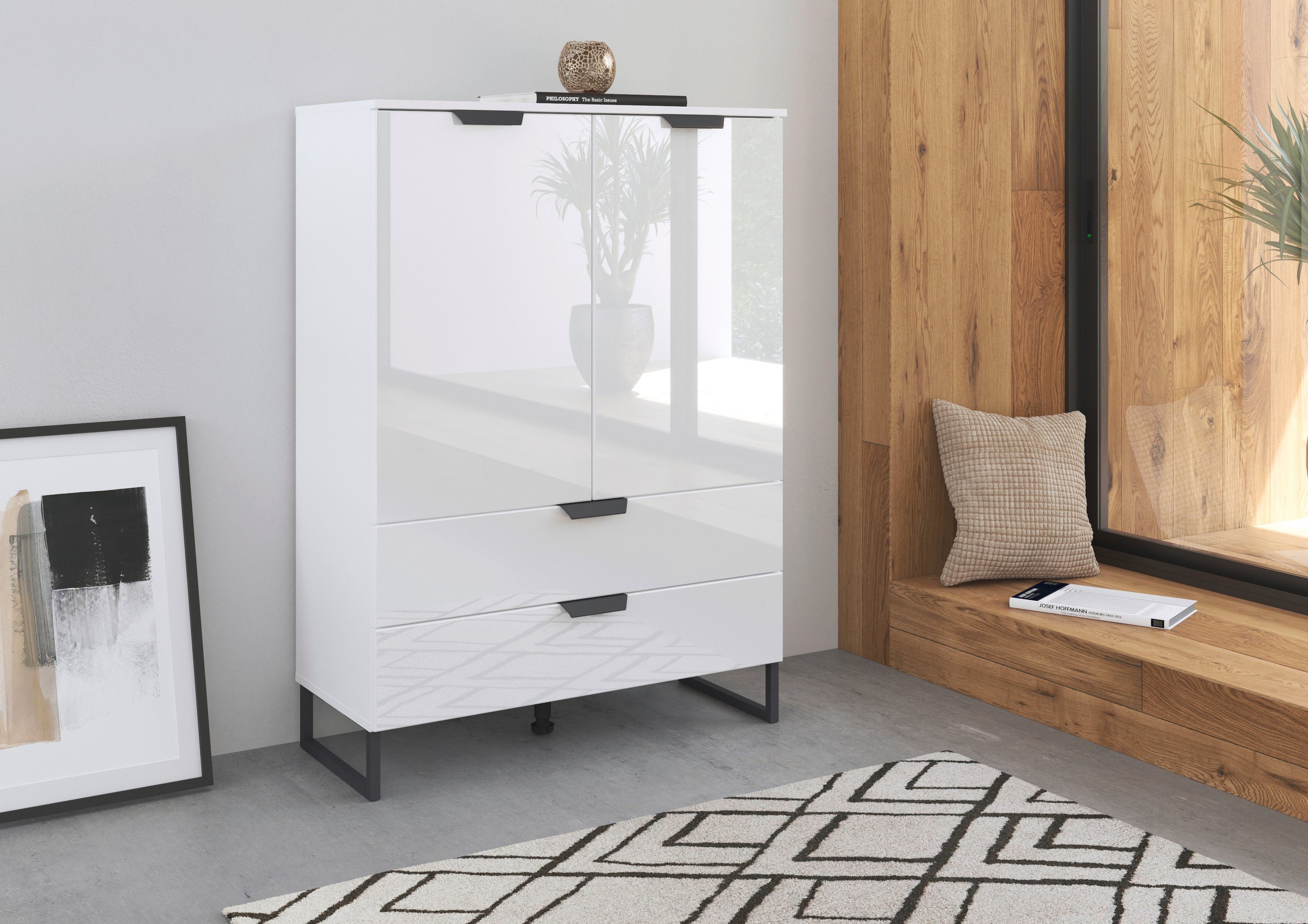 rauch Hoge kast Modern by Aditio met glazen front en sledevoet, 2 lades met softclose-functie