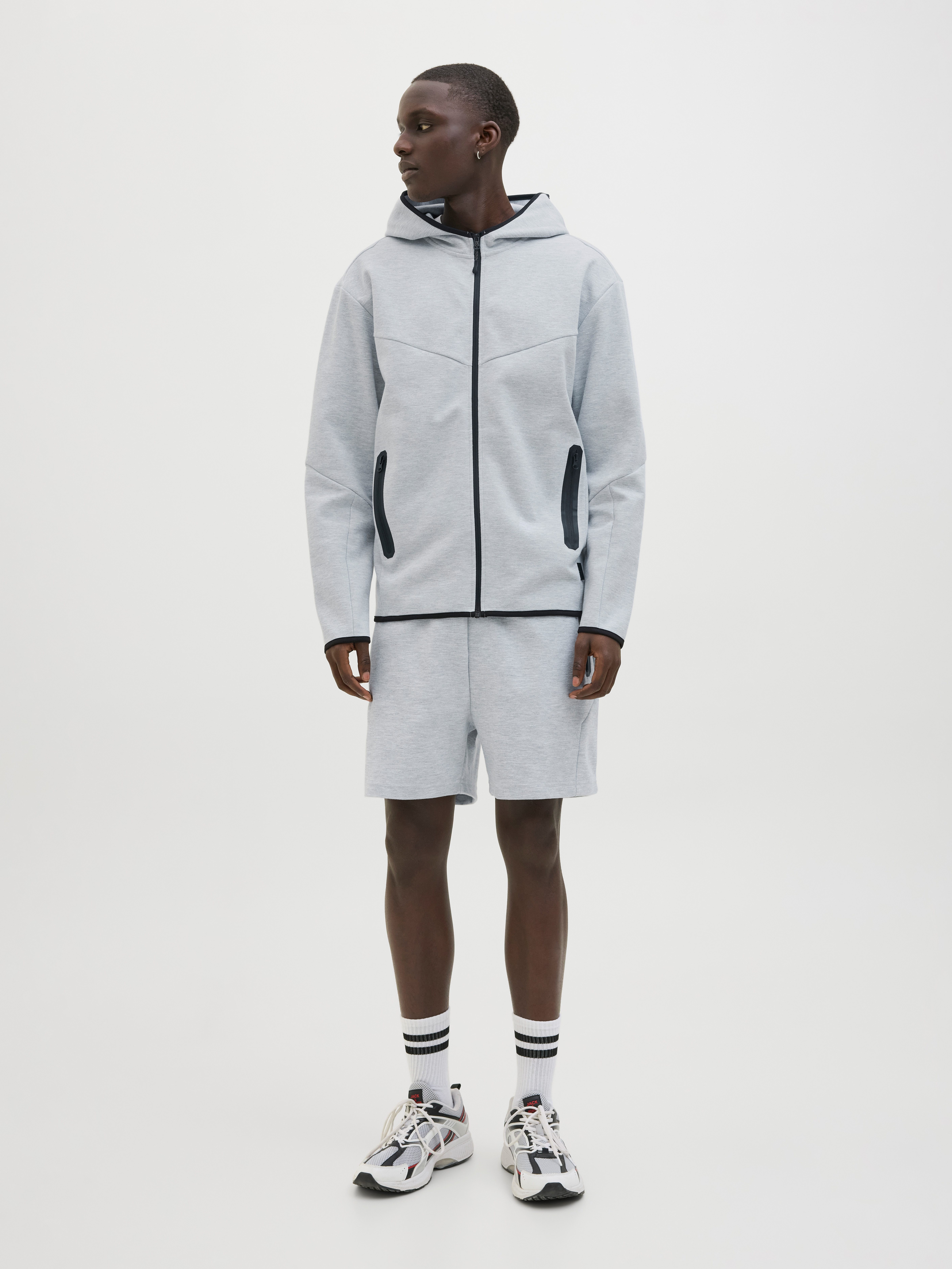 Jack & Jones Relaxshorts JPSTGORDON FUSION SWEAT SHORTS SRT SN
