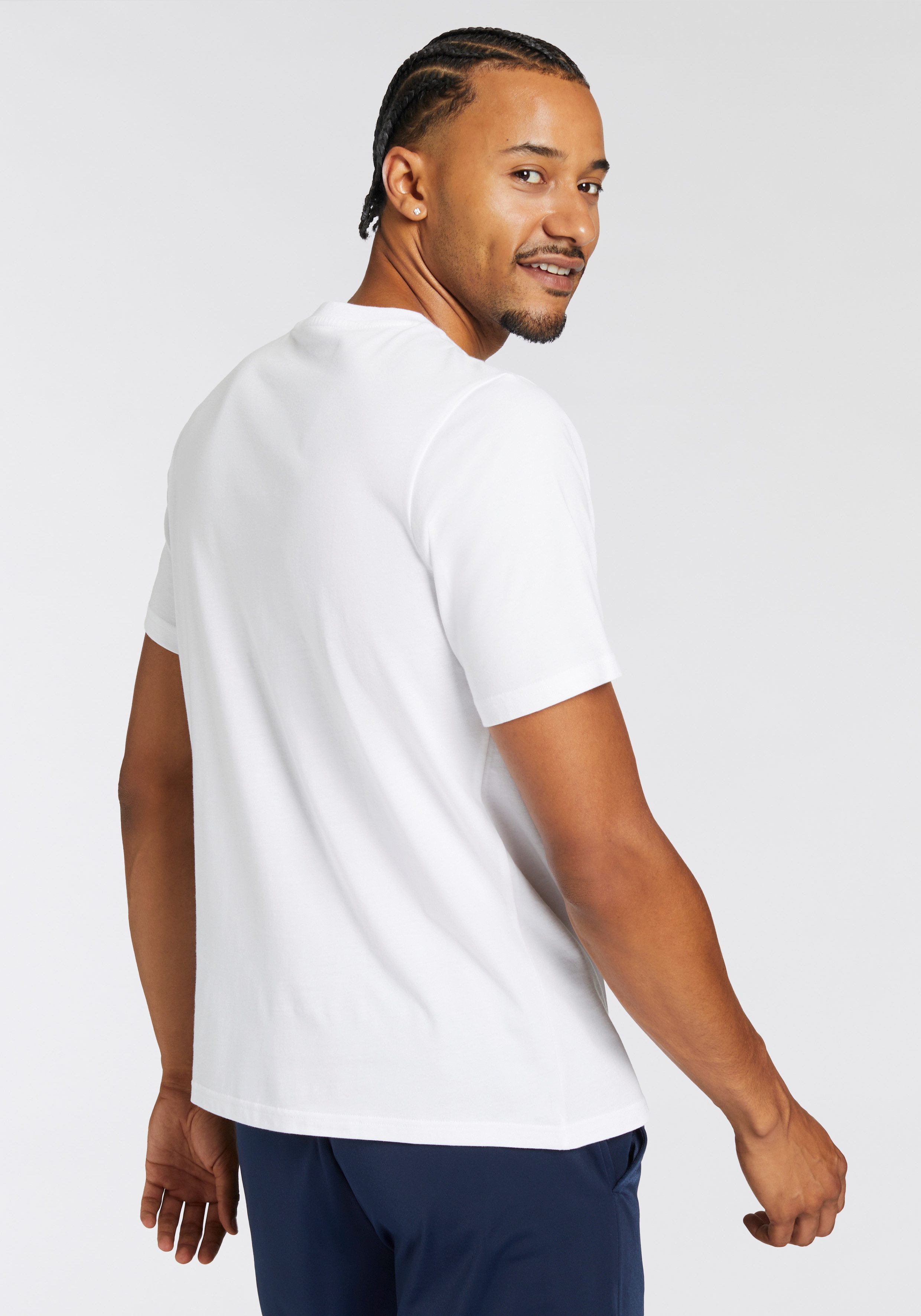 PUMA T-shirt ESS+ CAMO GRAPHIC TEE