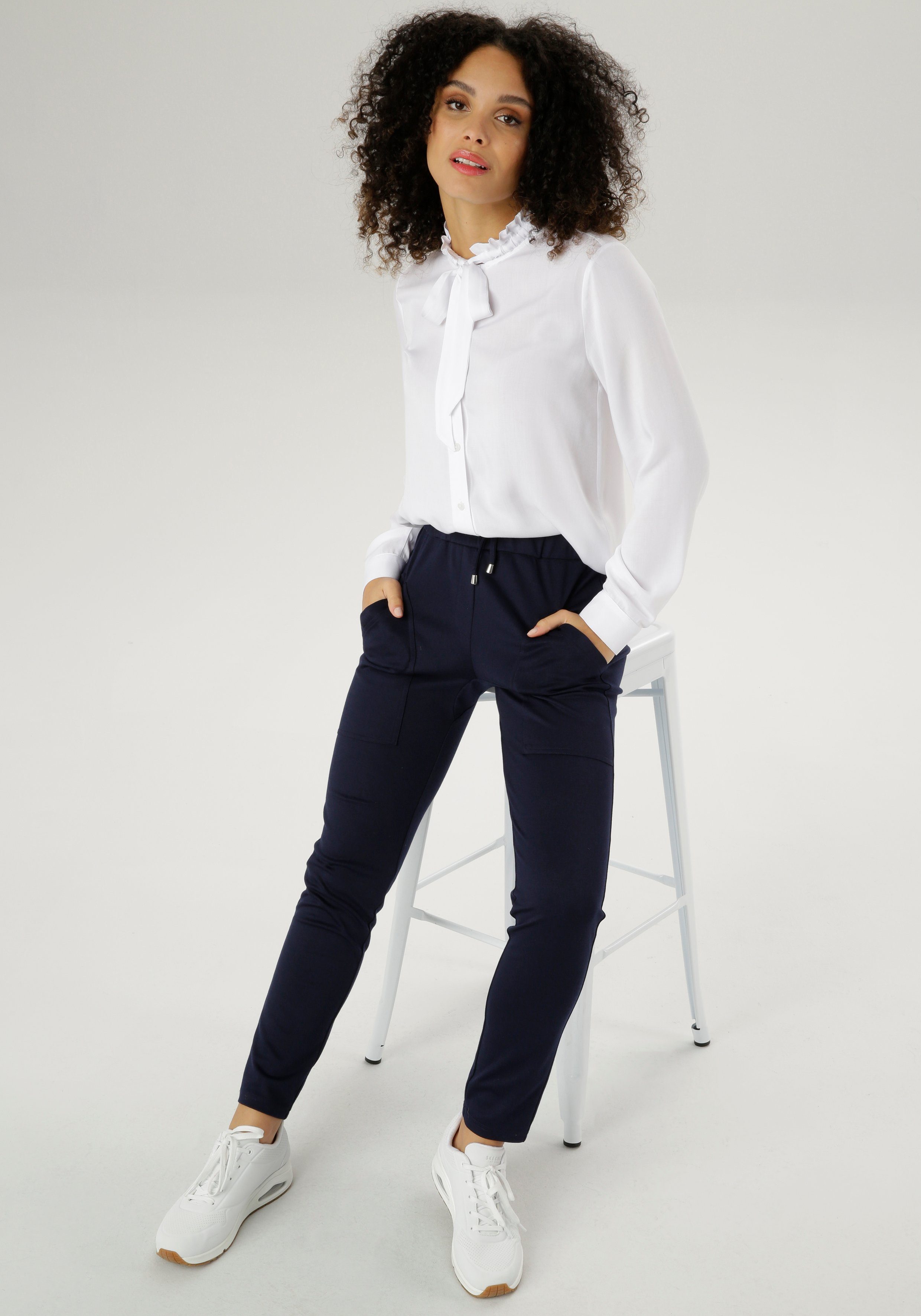 Aniston SELECTED Comfortbroek met grote, opgestikte zakken