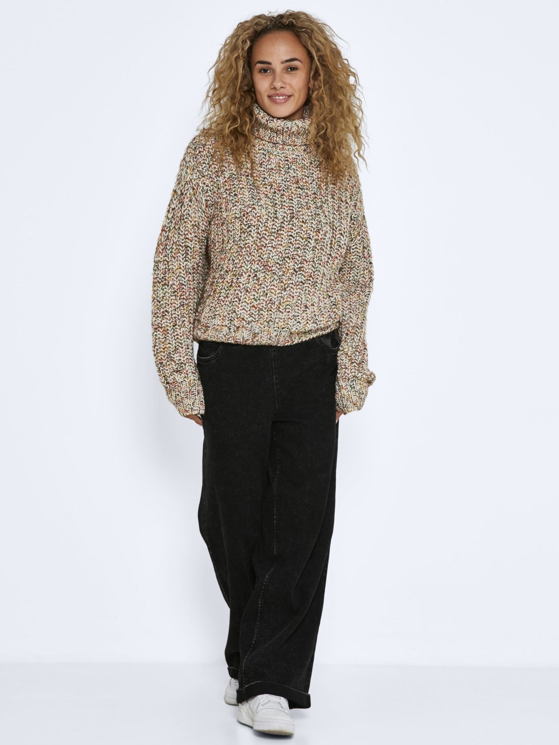 Noisy may Coltrui NMMARNEY L/S HIGH NECK KNIT FWD NOOS