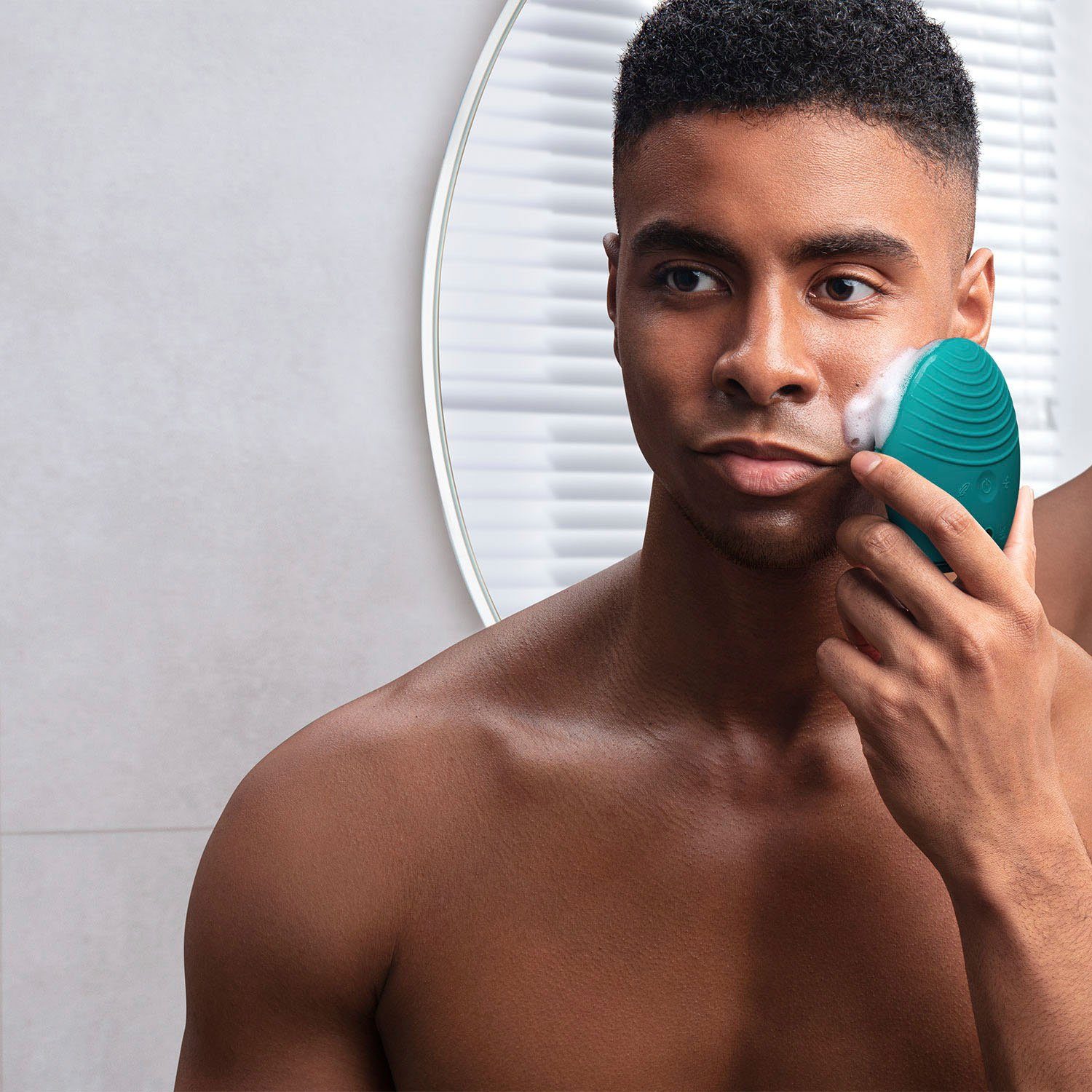 FOREO Elektrische gezichtsreinigingsborstel LUNA™ 4 MEN
