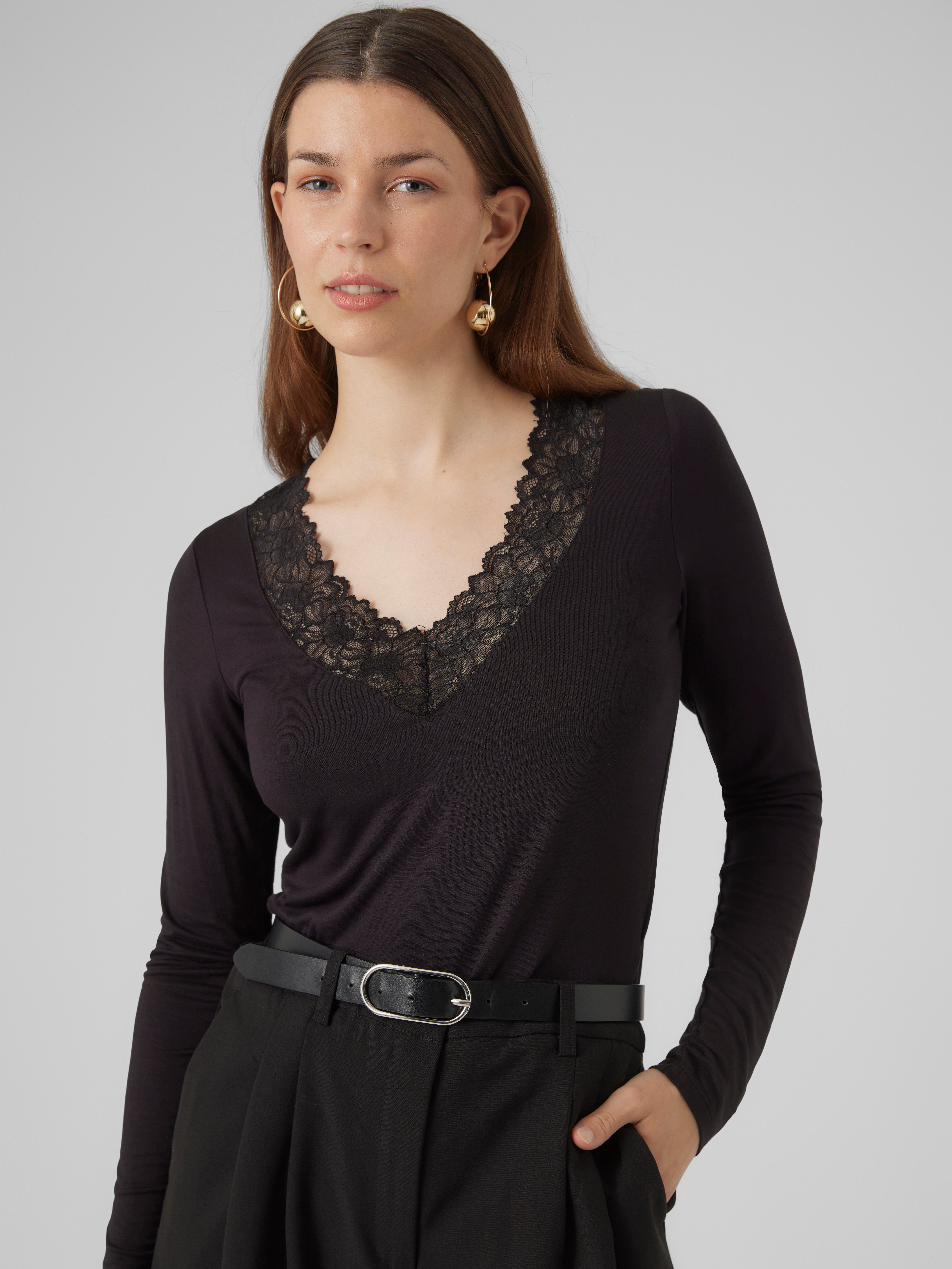 Vero Moda Shirt met V-hals VMROSA LS V-NECK LACE TOP GA JRS NOOS